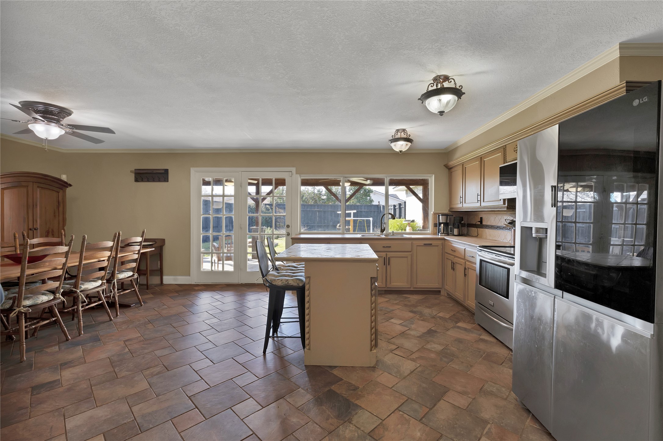 3034 San Diego Drive