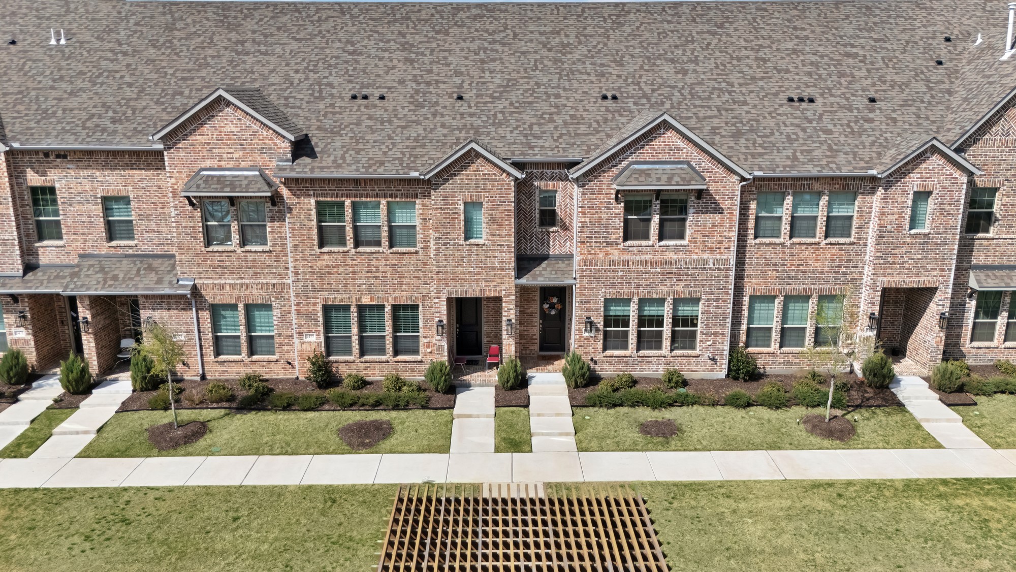 1479 Perrin Lane