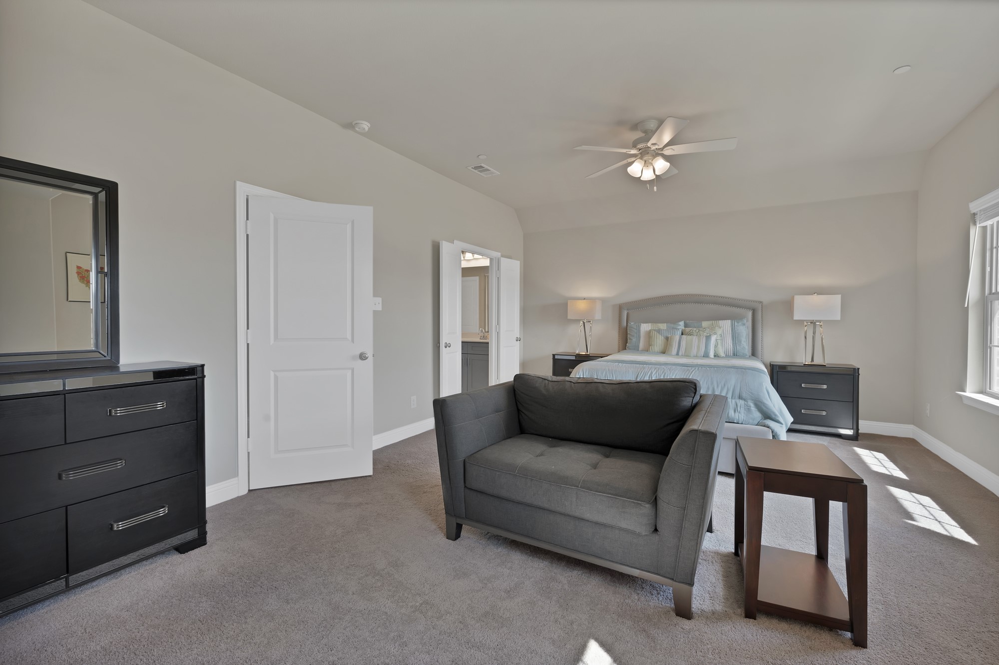 1479 Perrin Lane