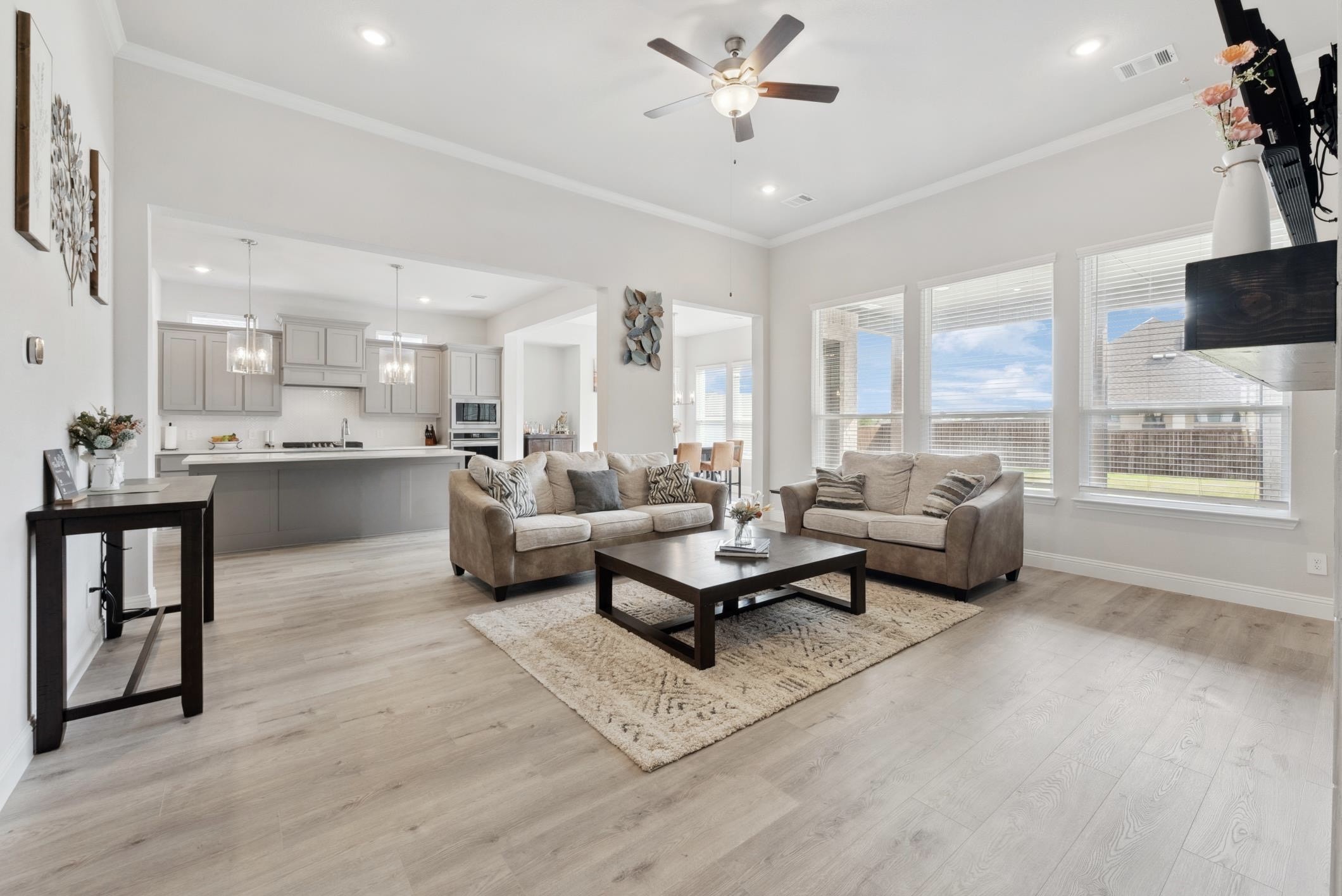 306 Horizon Drive