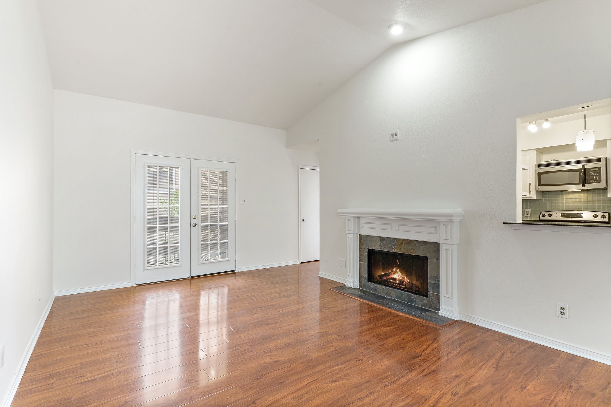 3550 Country Square Drive 104