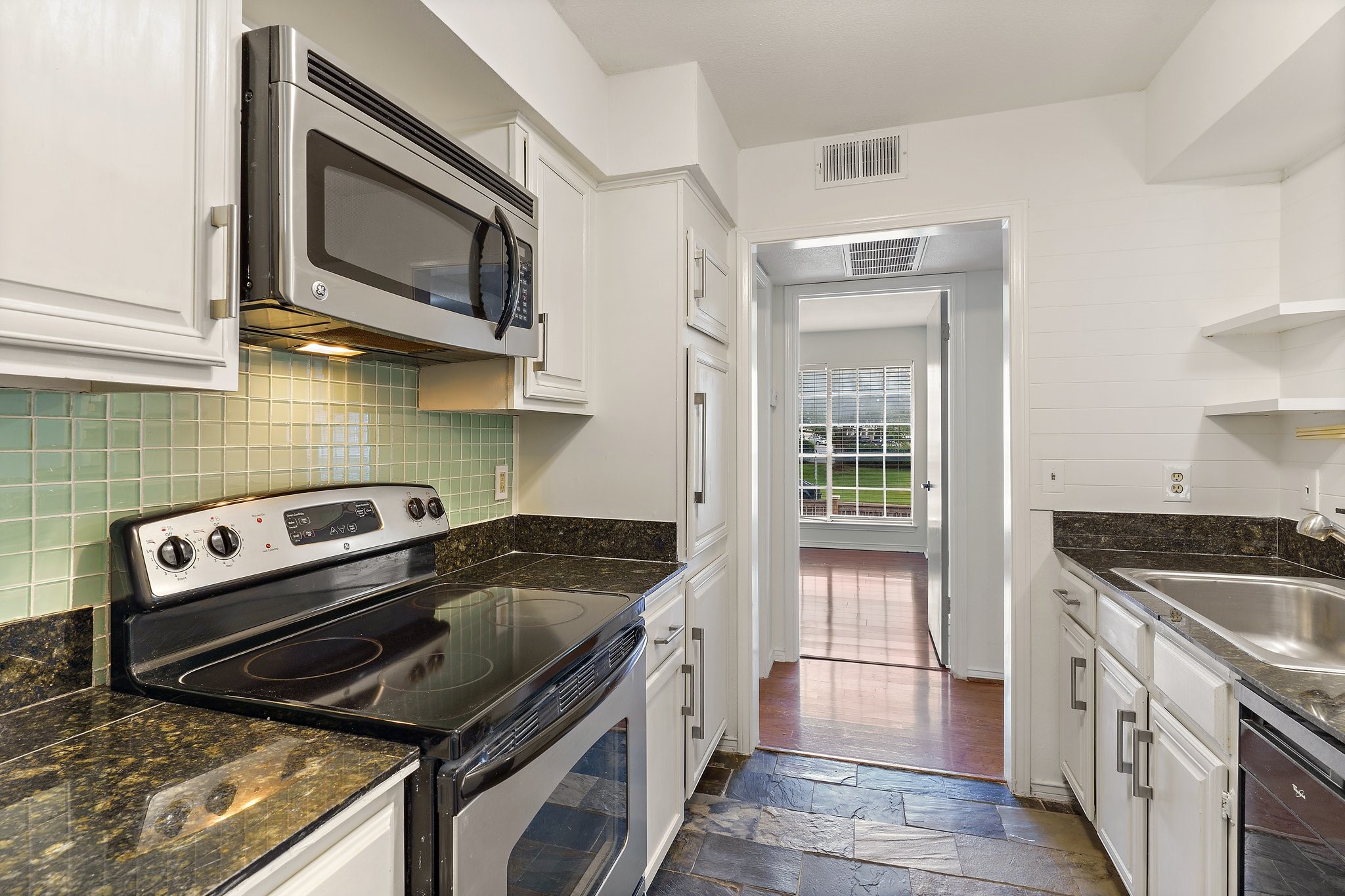 3550 Country Square Drive 104