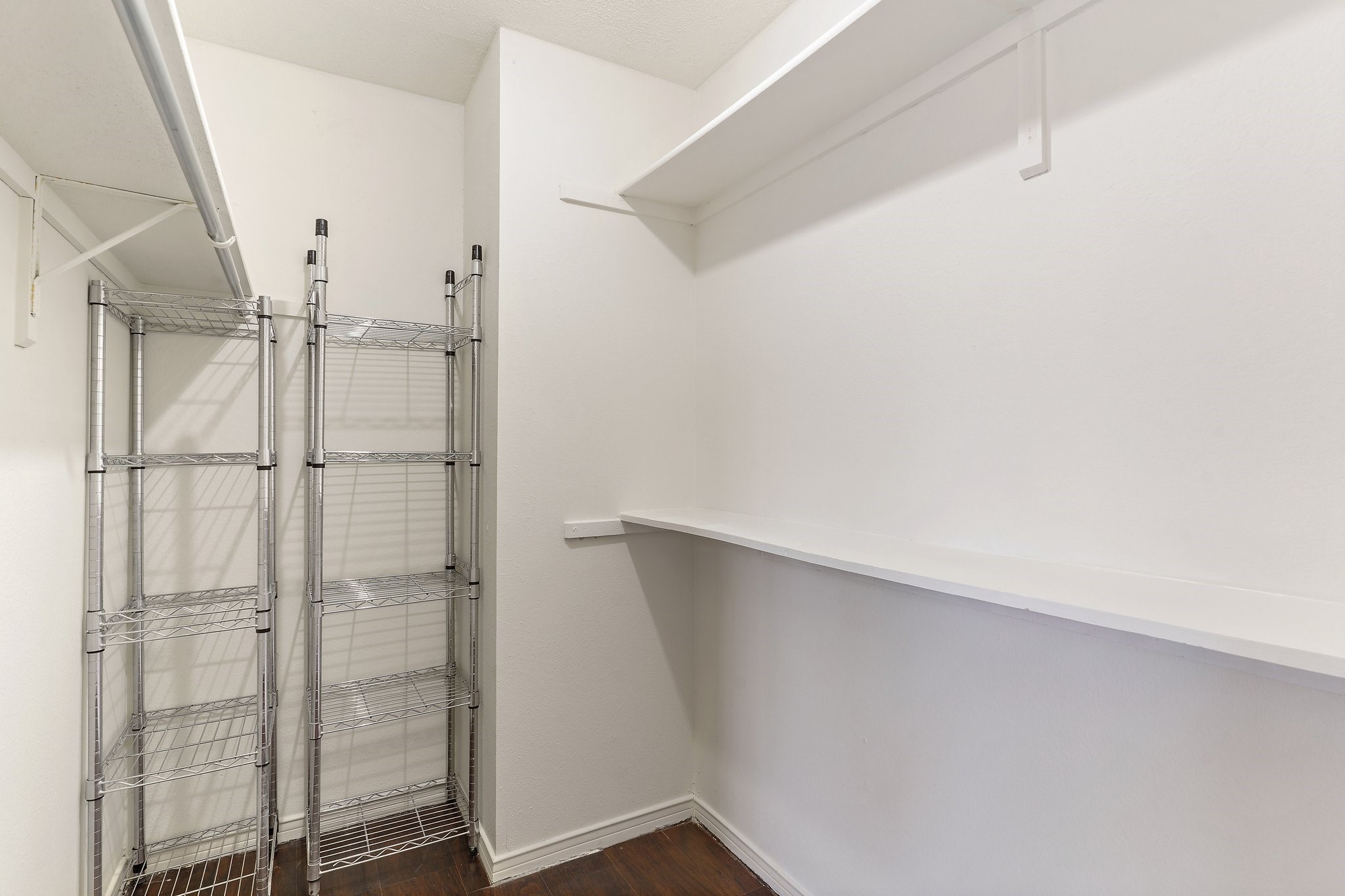 3550 Country Square Drive 104