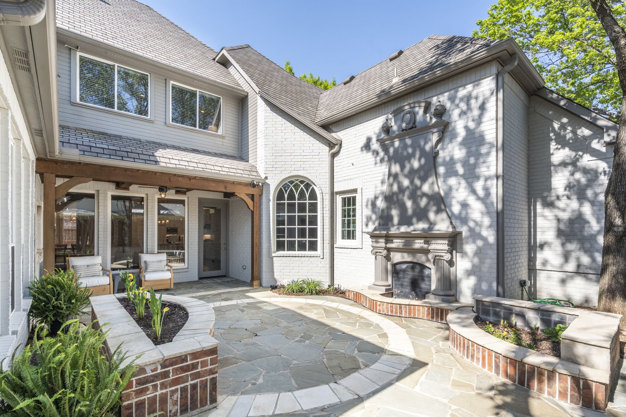 3405 Lakebrook Drive