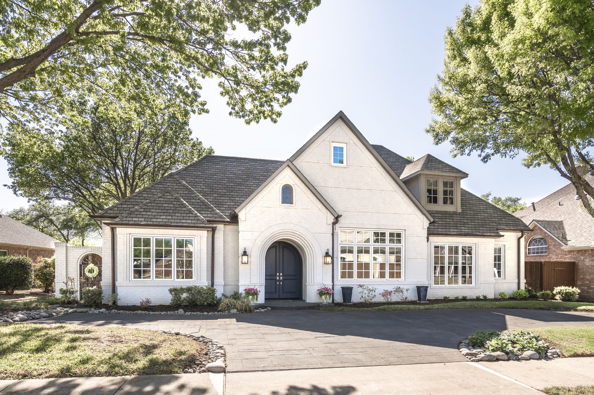3405 Lakebrook Drive