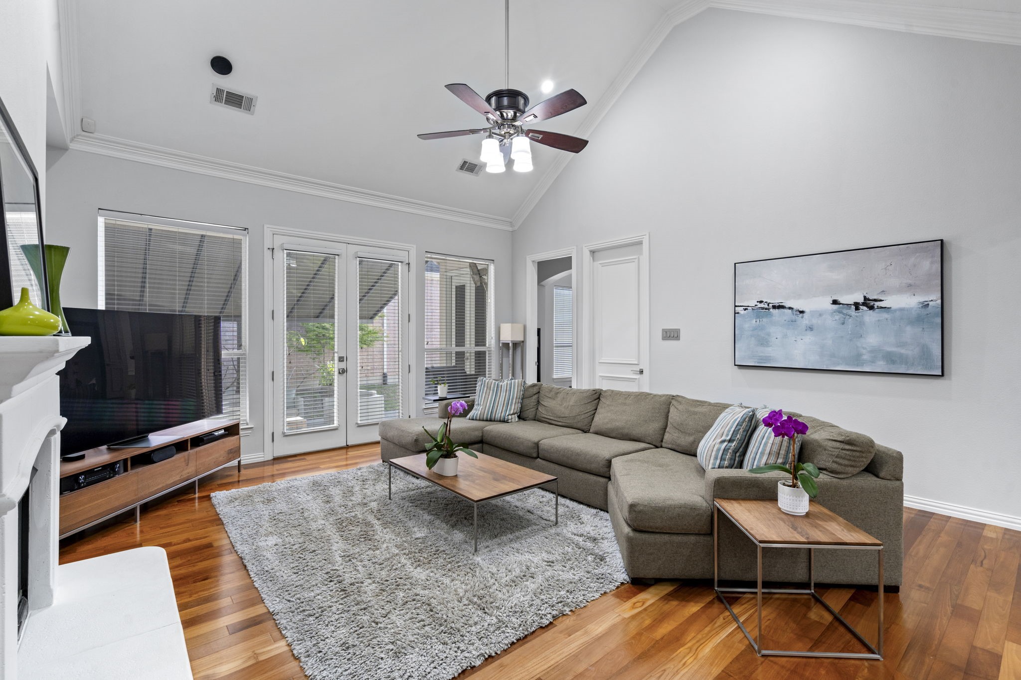 3351 Kendall Lane