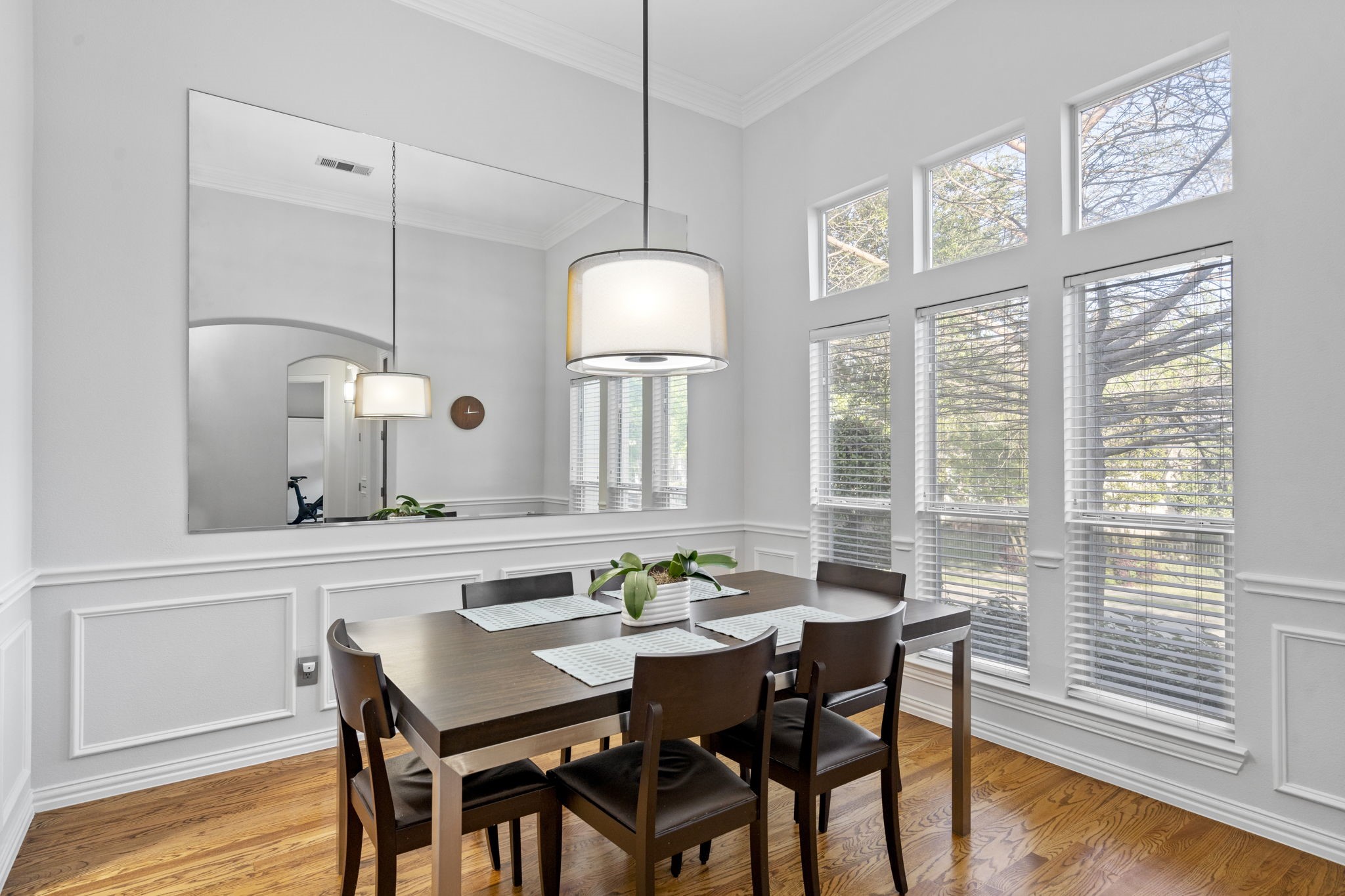 3351 Kendall Lane