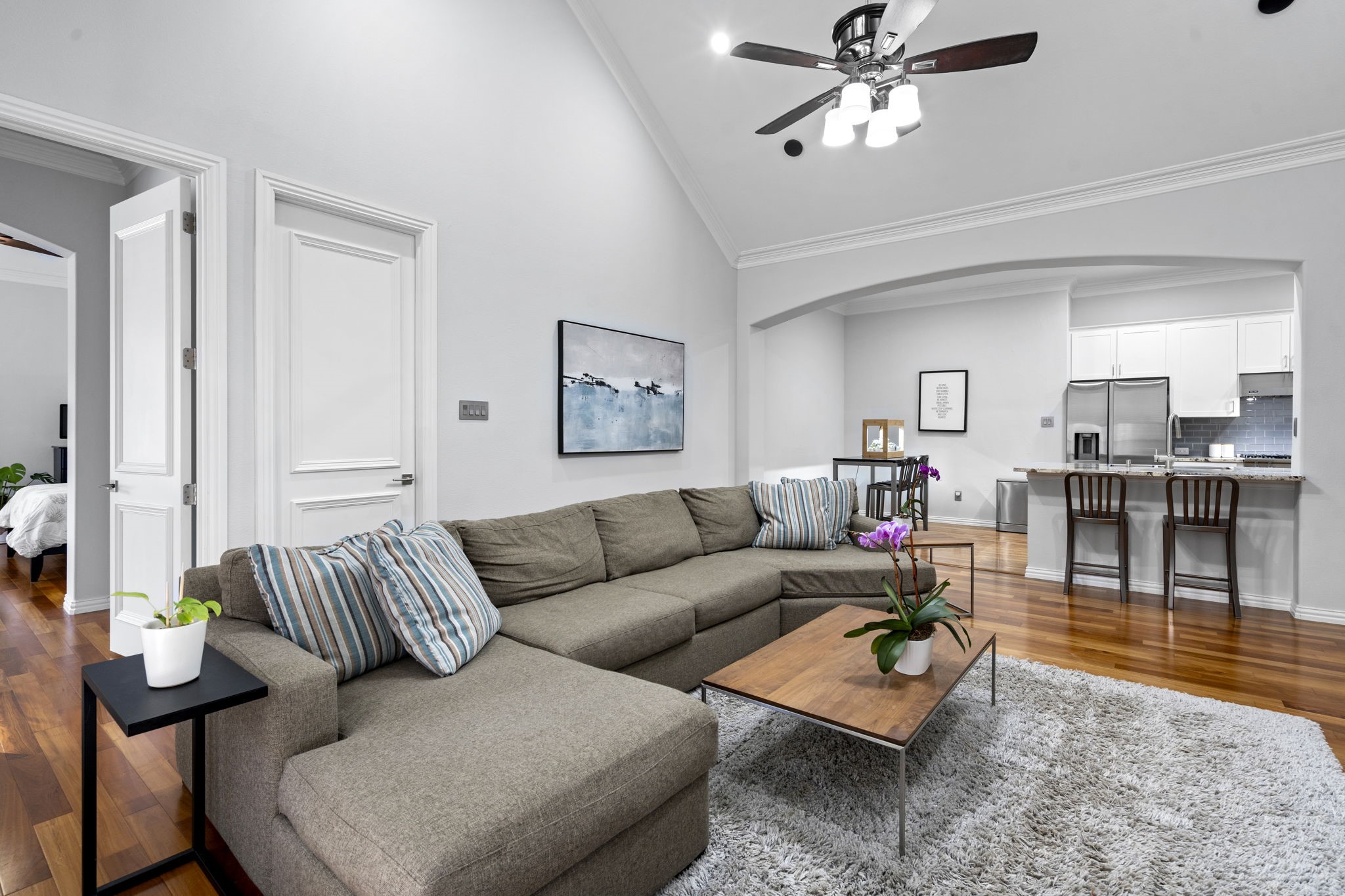 3351 Kendall Lane