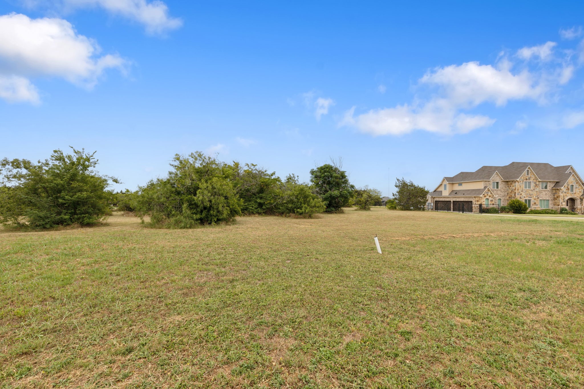 2318 Rockies Lane
