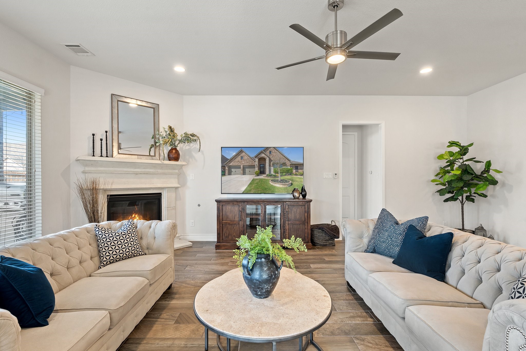 707 Glen Crossing Drive