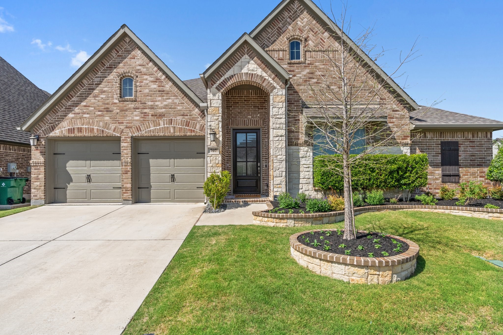 707 Glen Crossing Drive