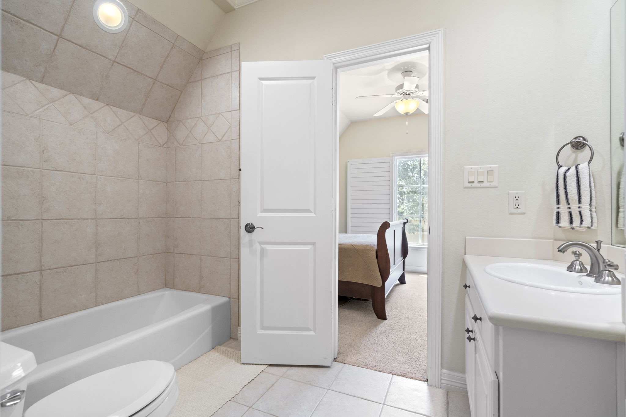 8 Cochran Creek Court