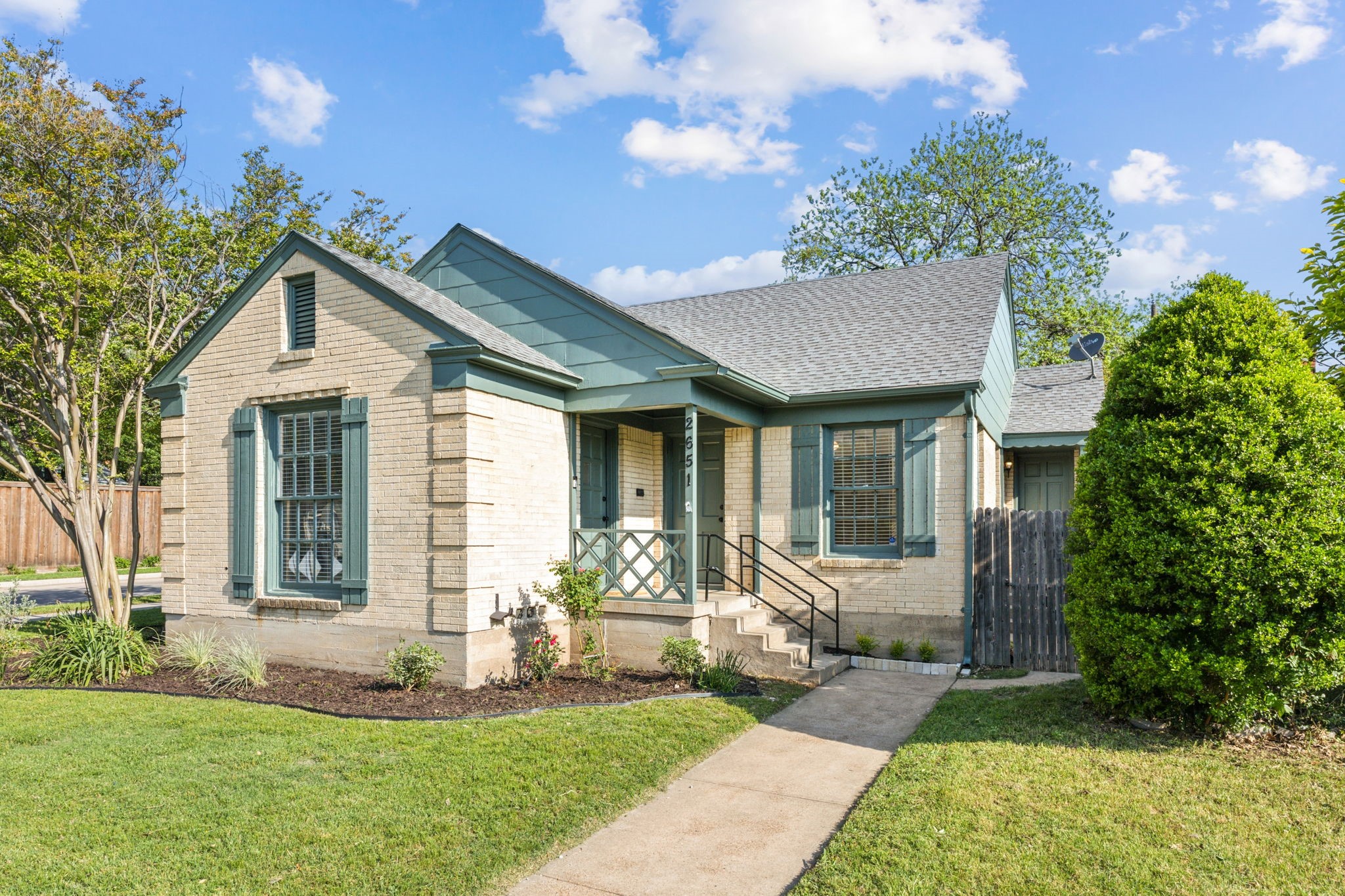 2651 Burlington Boulevard