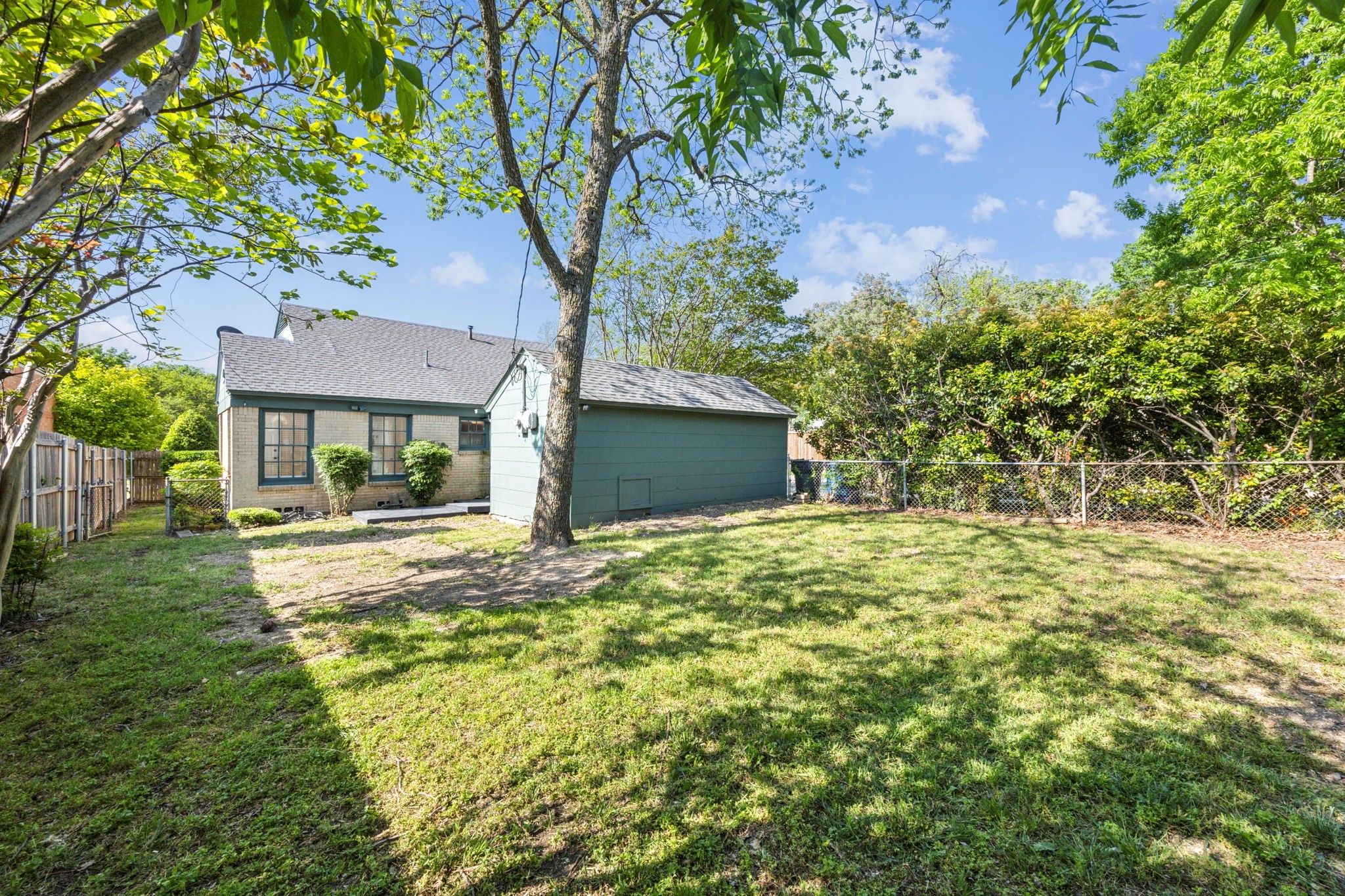2651 Burlington Boulevard