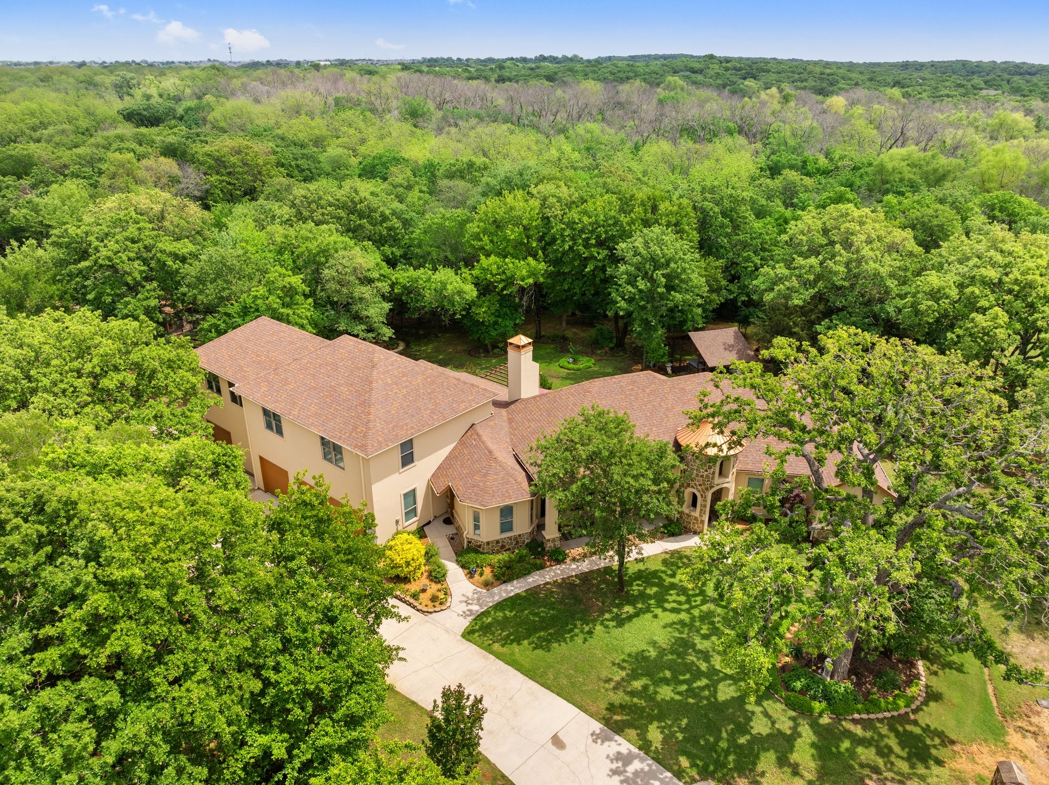 2051 E Oak Shores Drive