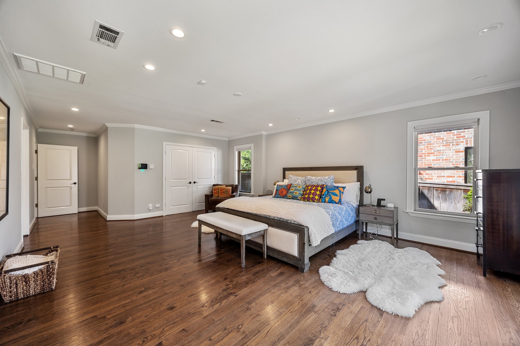 8438 San Benito Way