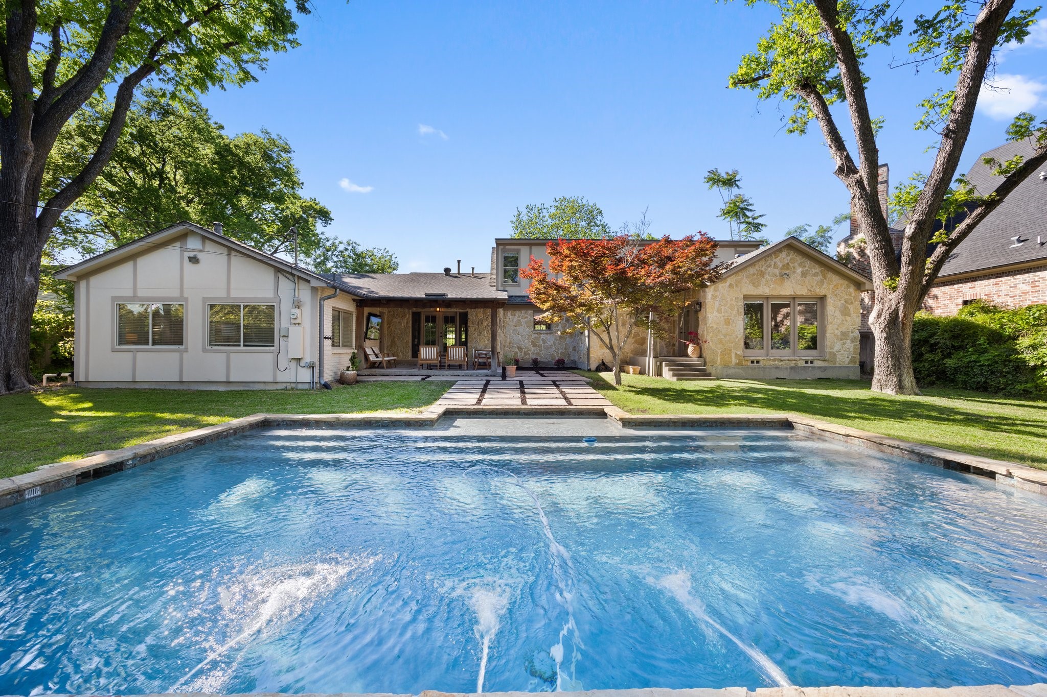 8438 San Benito Way