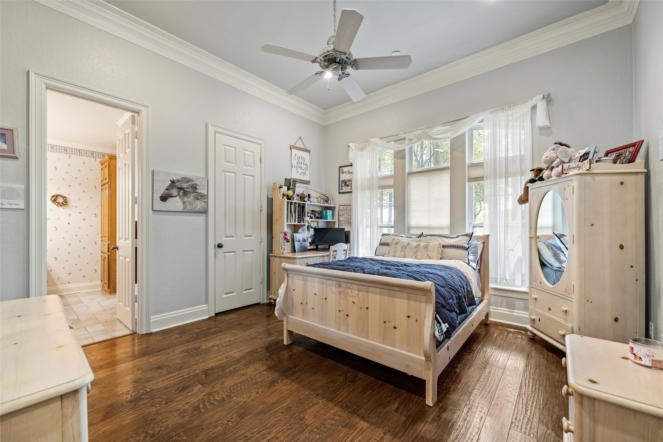 4390 Stonebridge