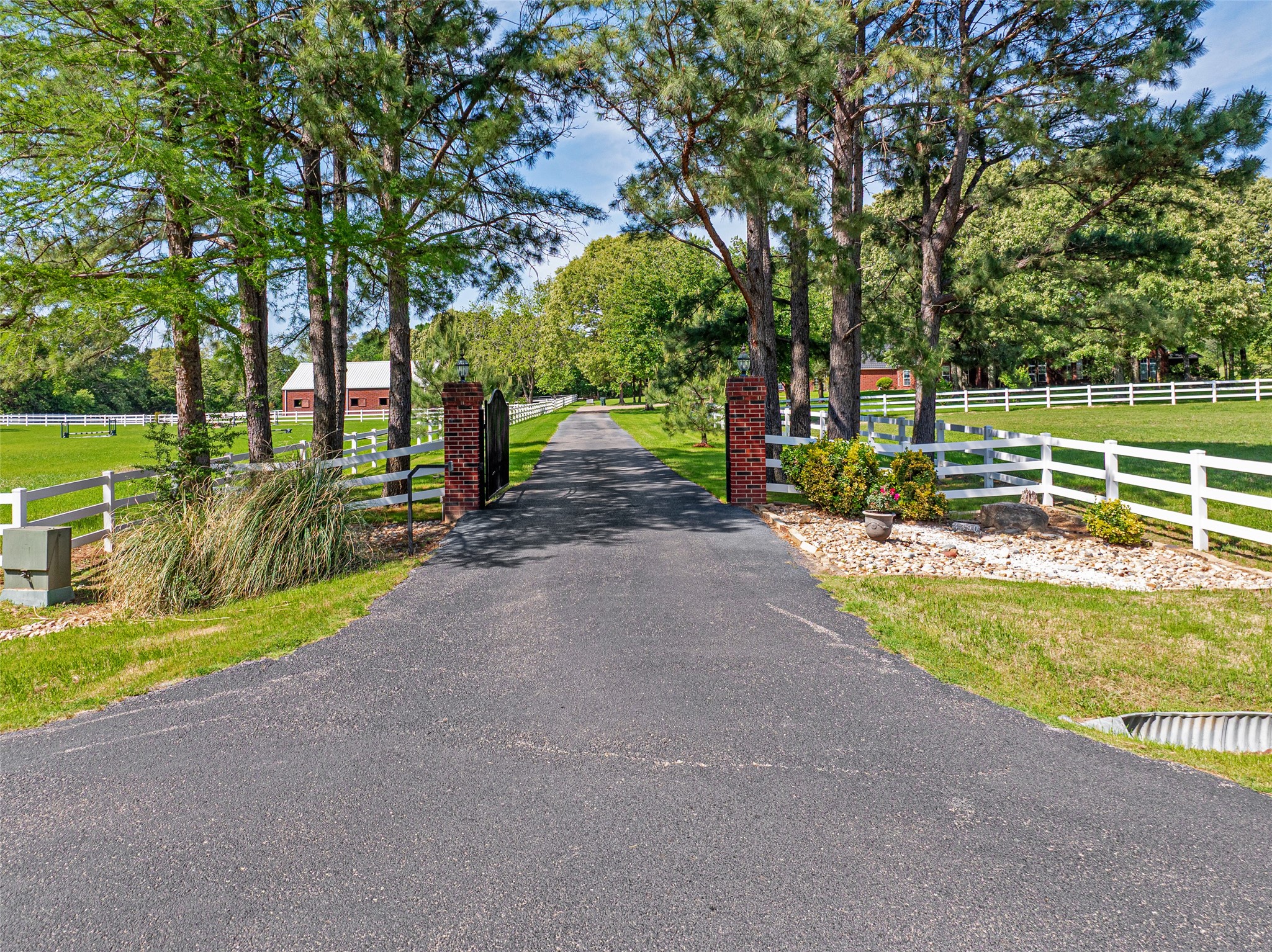 4390 Stonebridge