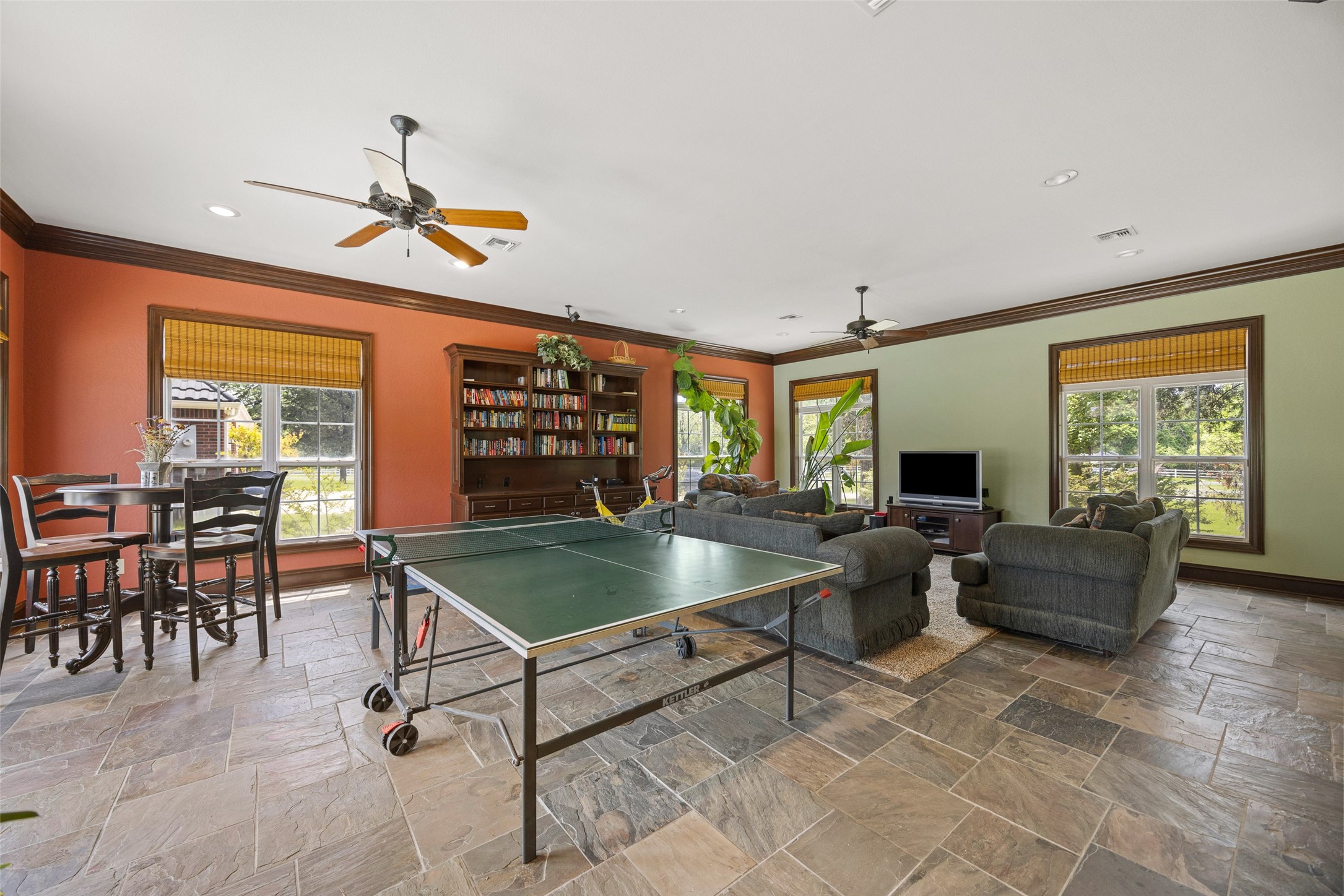 4390 Stonebridge