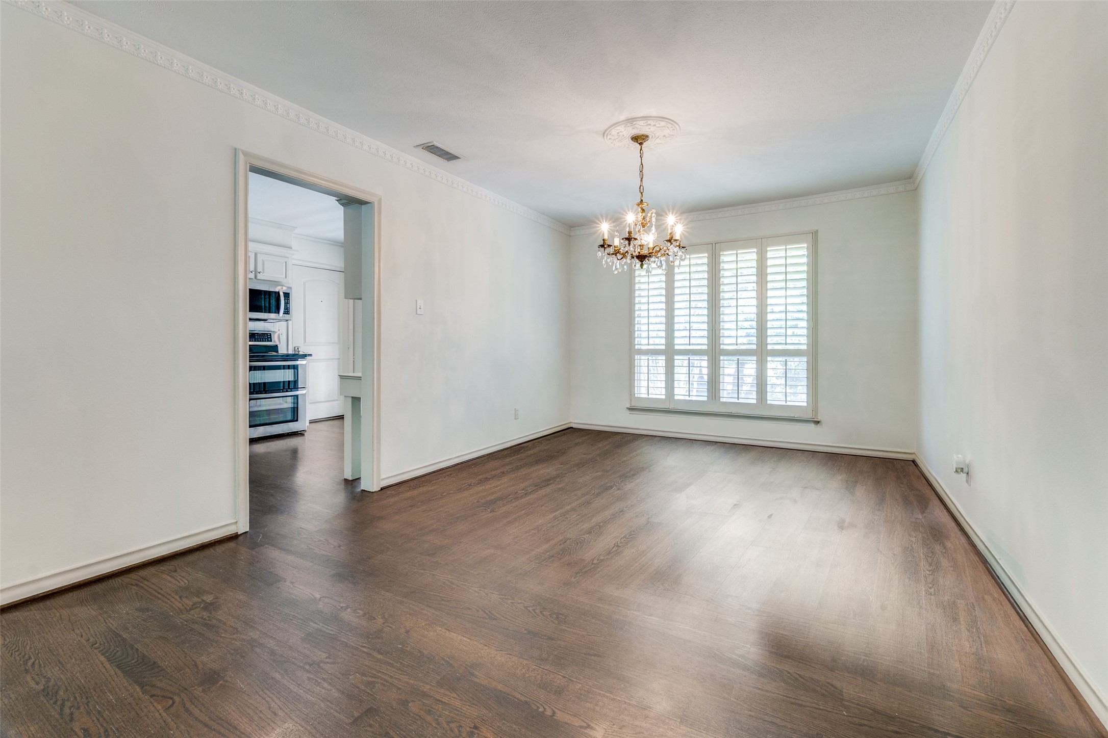 8629 Edgemere Road 14