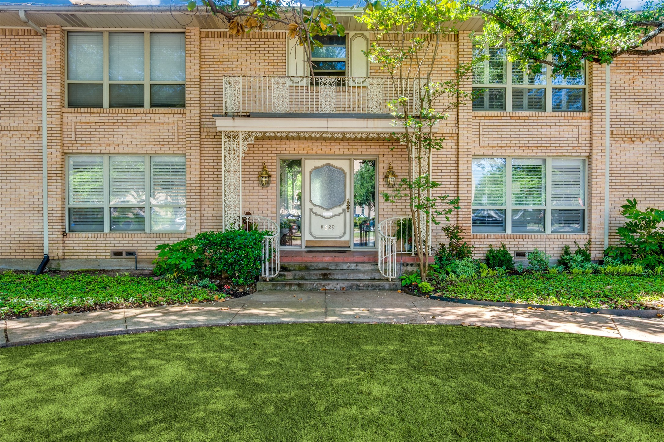 8629 Edgemere Road 14