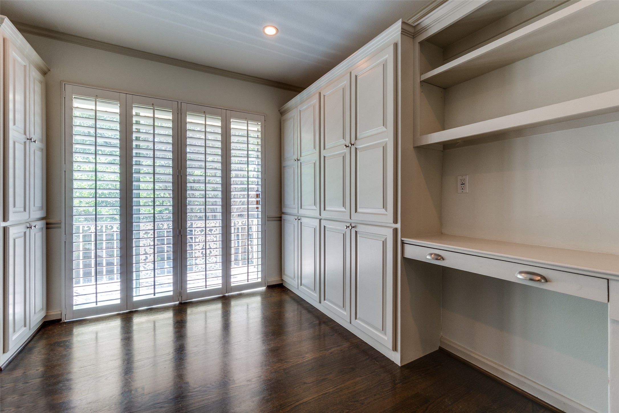 8629 Edgemere Road 14