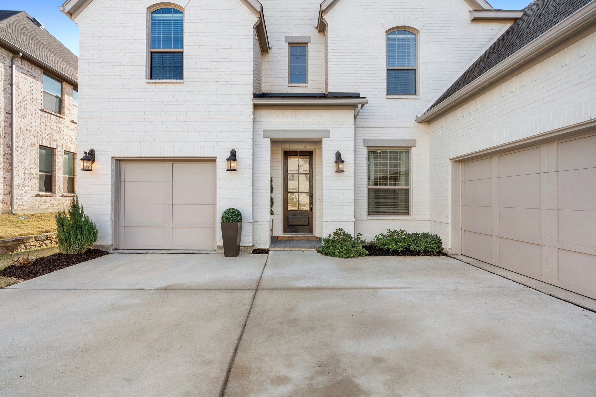 2504 NW Reading Drive