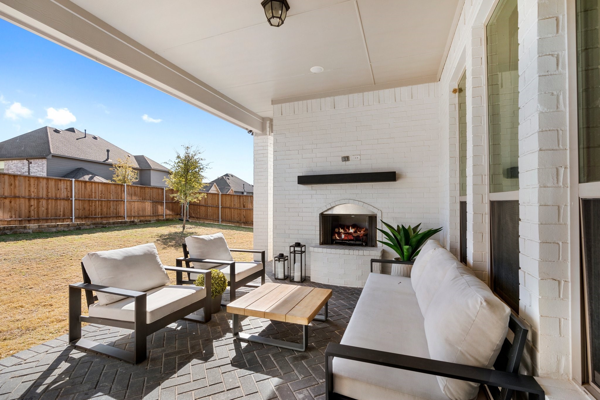 2504 NW Reading Drive