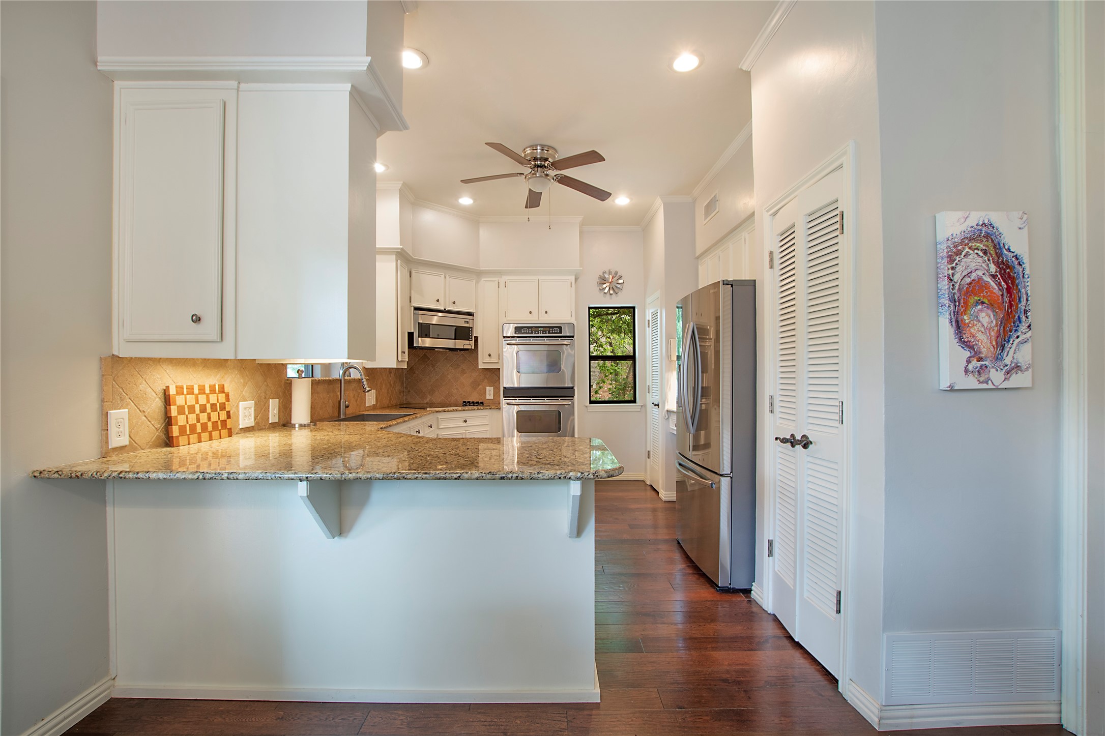 2411 Hogans Hill