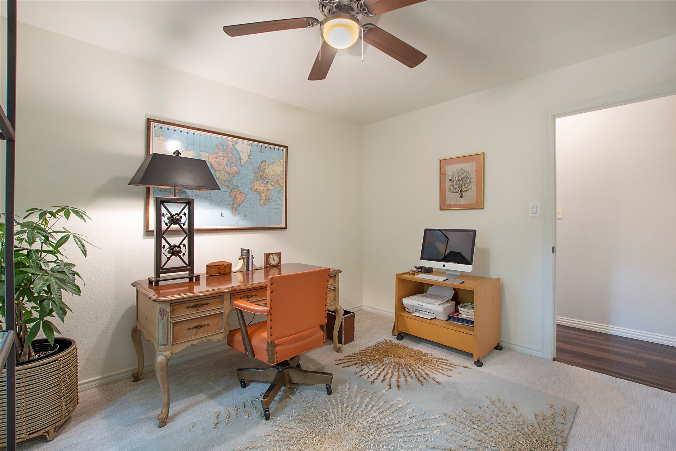 2411 Hogans Hill