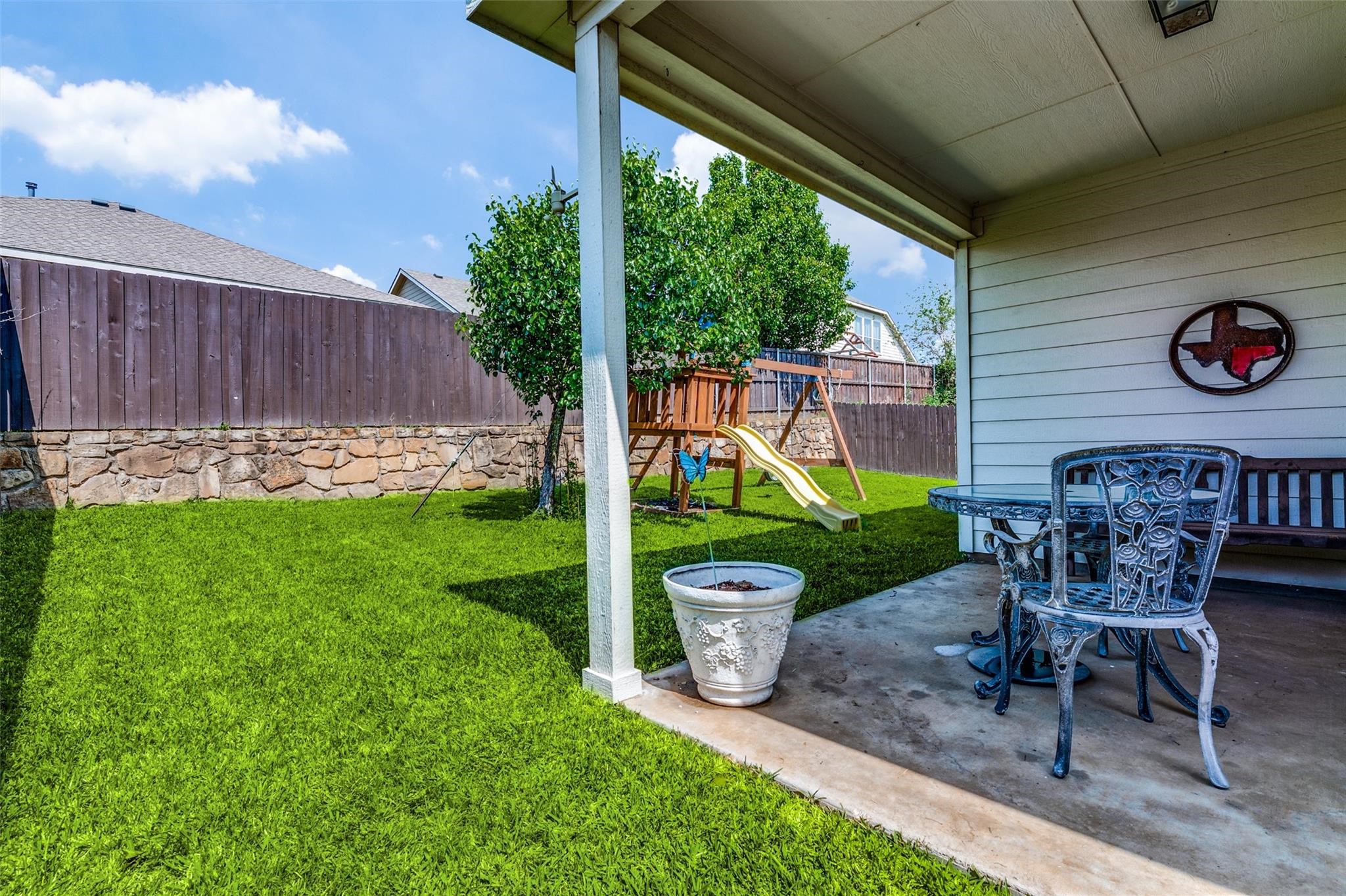 1128 Fairweather Drive