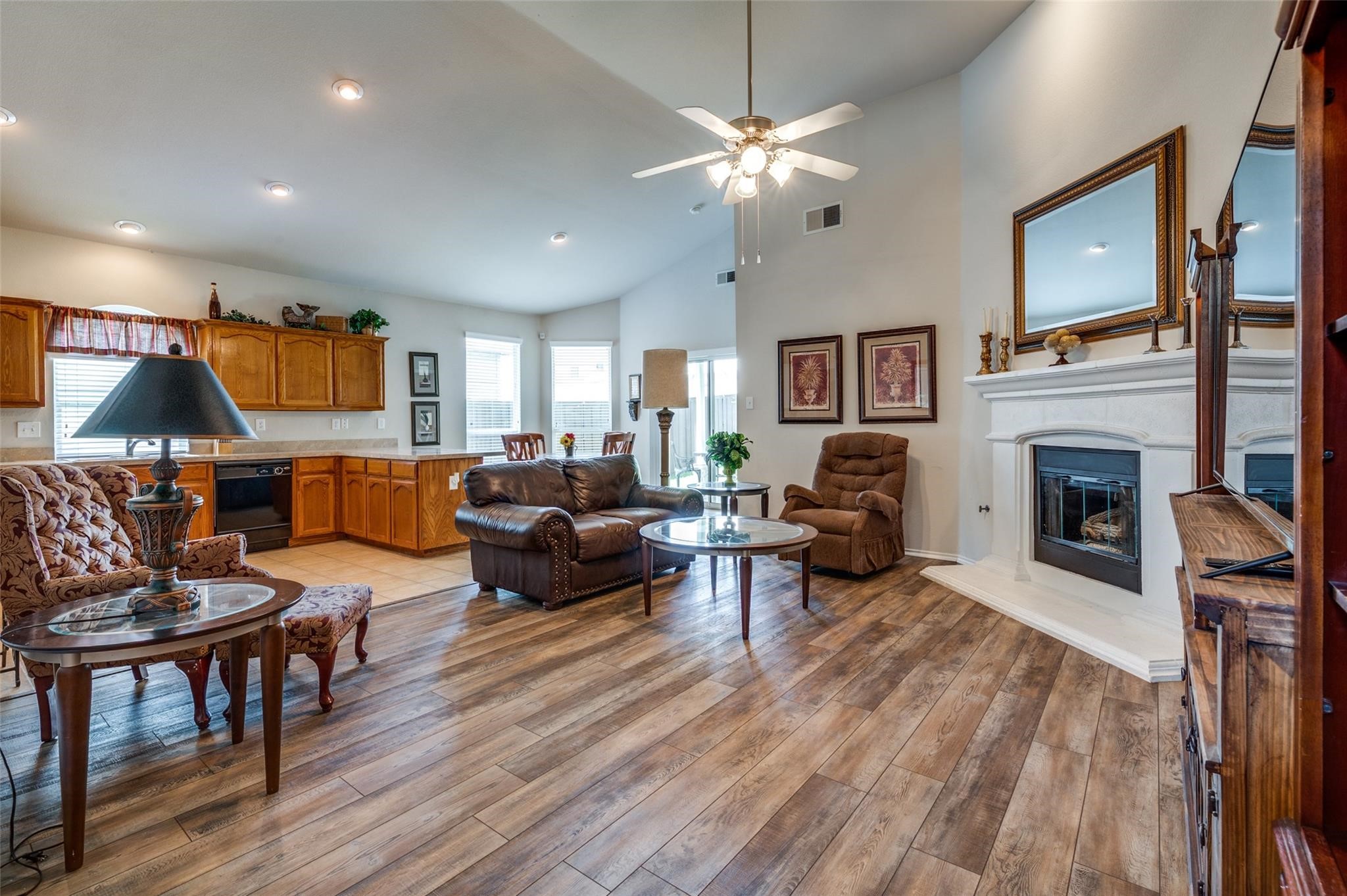 1128 Fairweather Drive