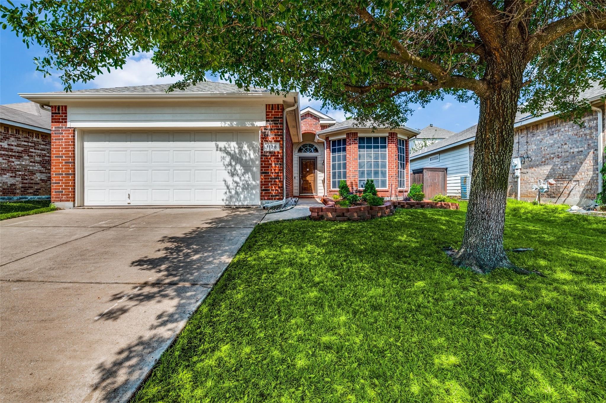 1128 Fairweather Drive