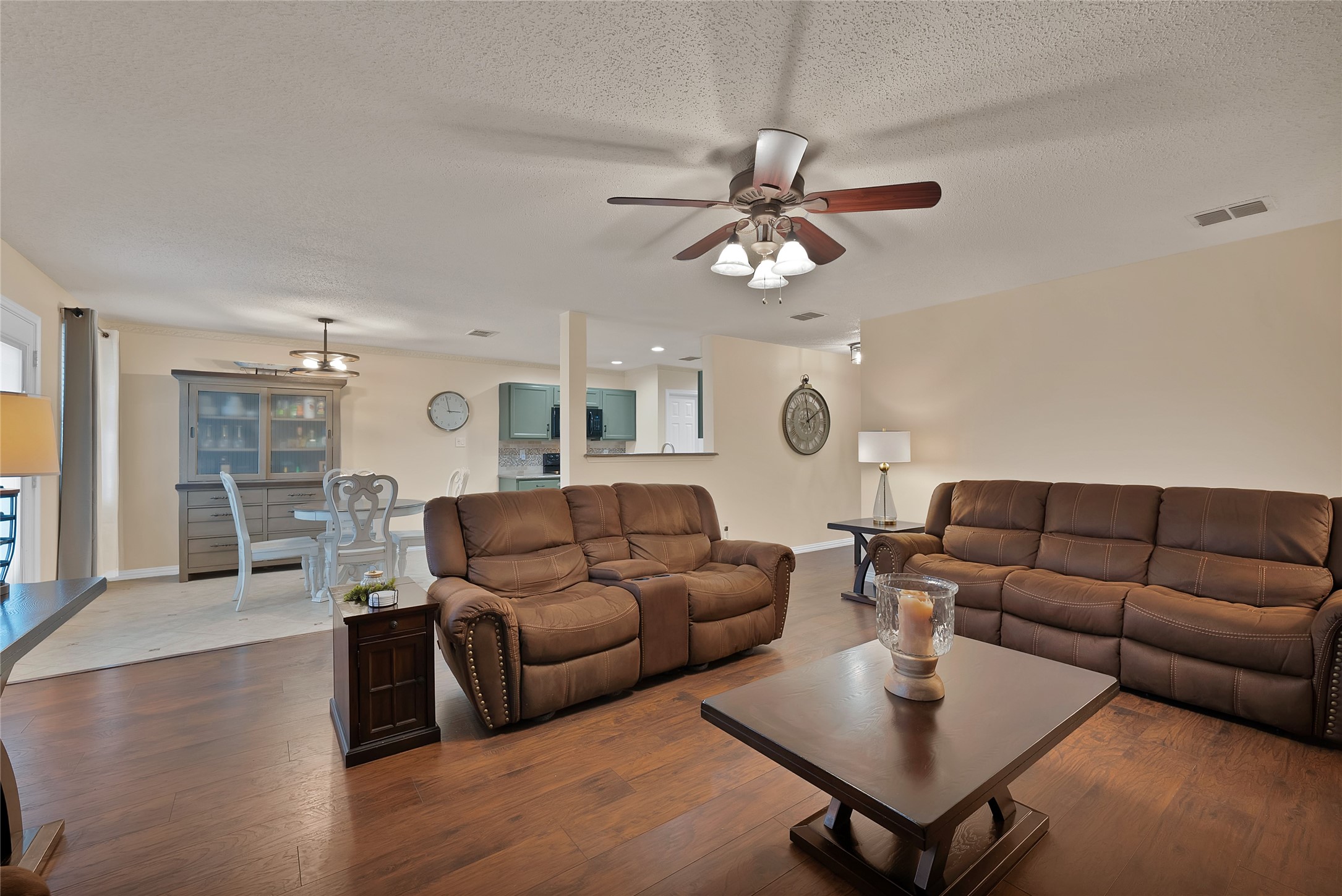 1819 Wildrose Drive