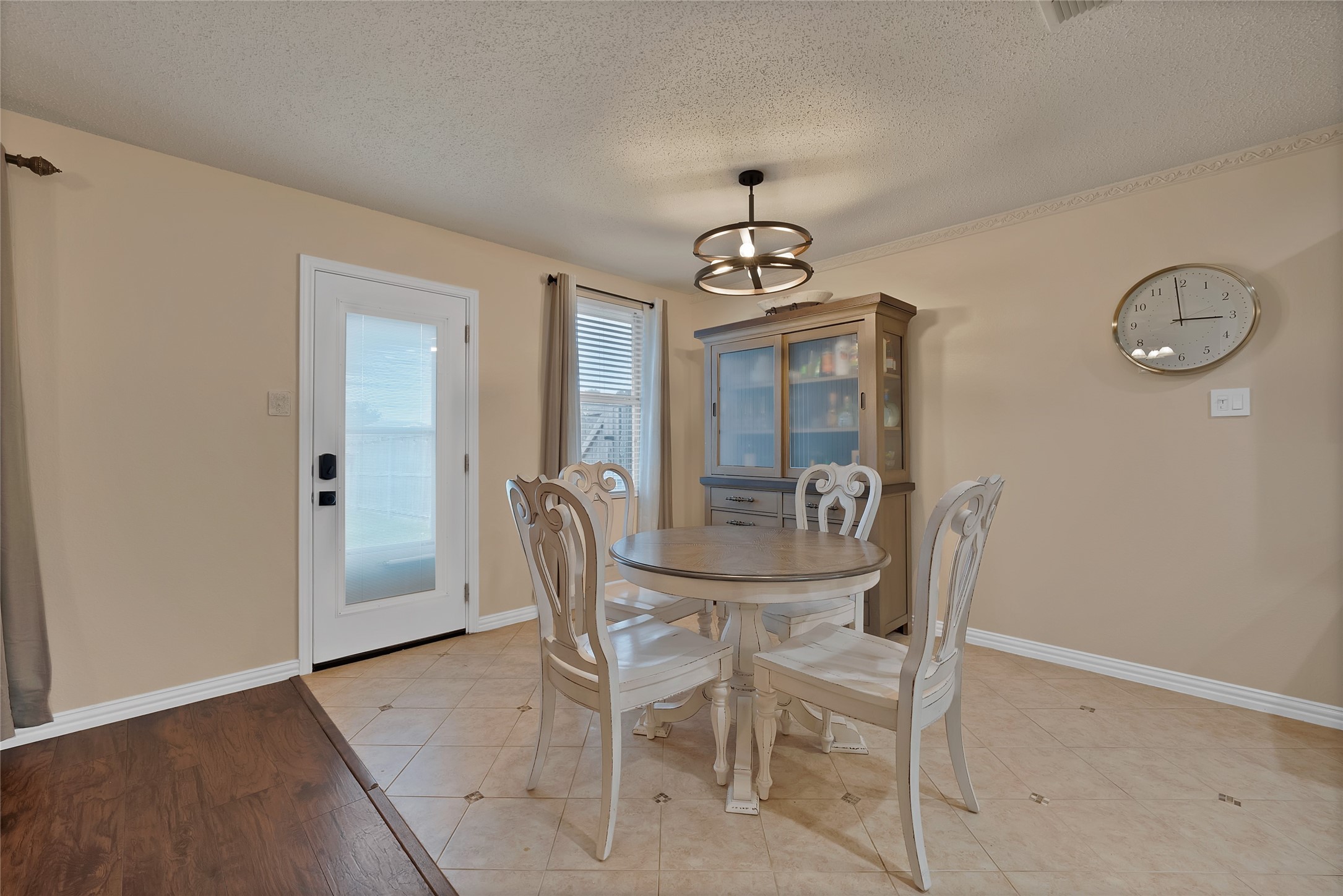 1819 Wildrose Drive