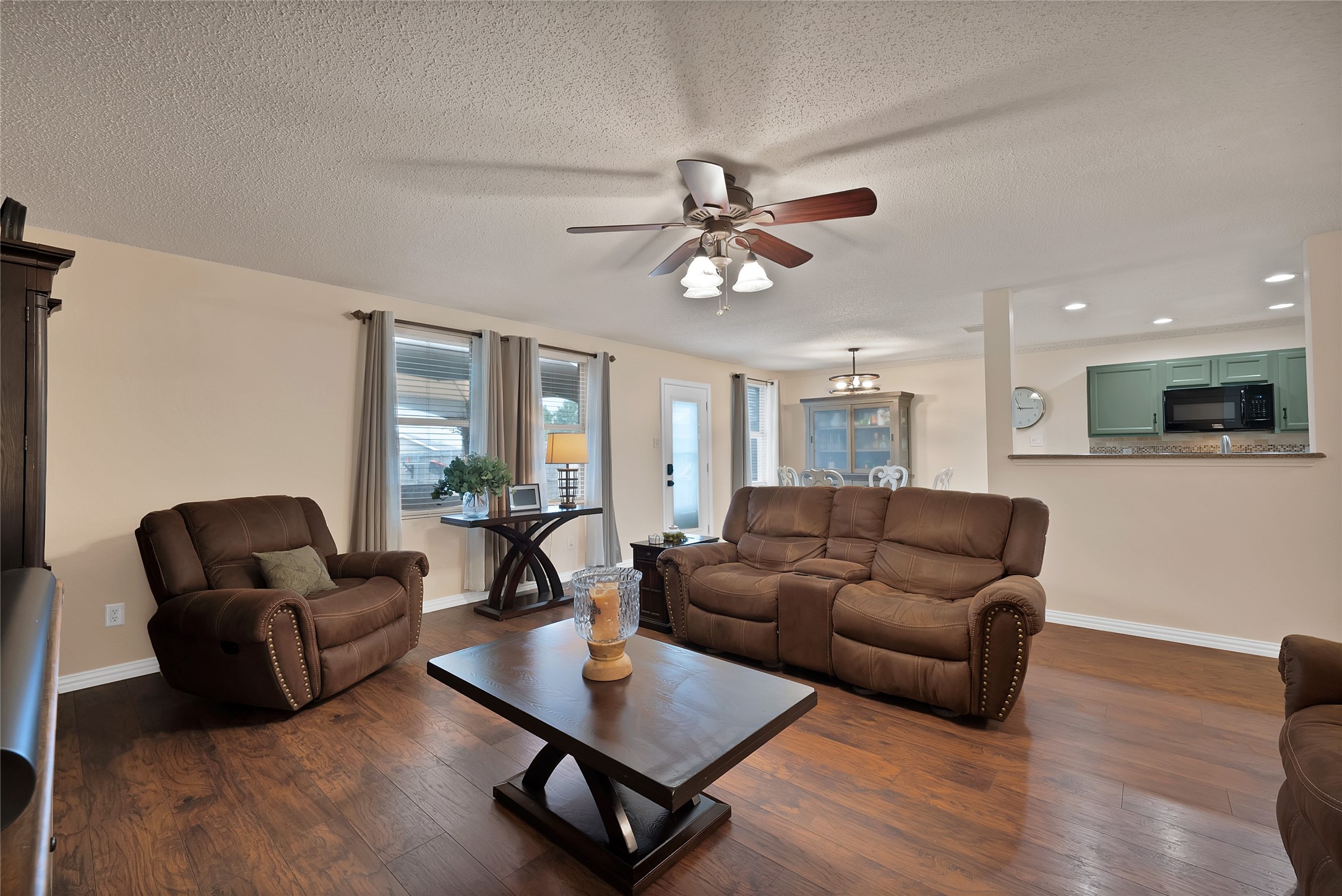 1819 Wildrose Drive