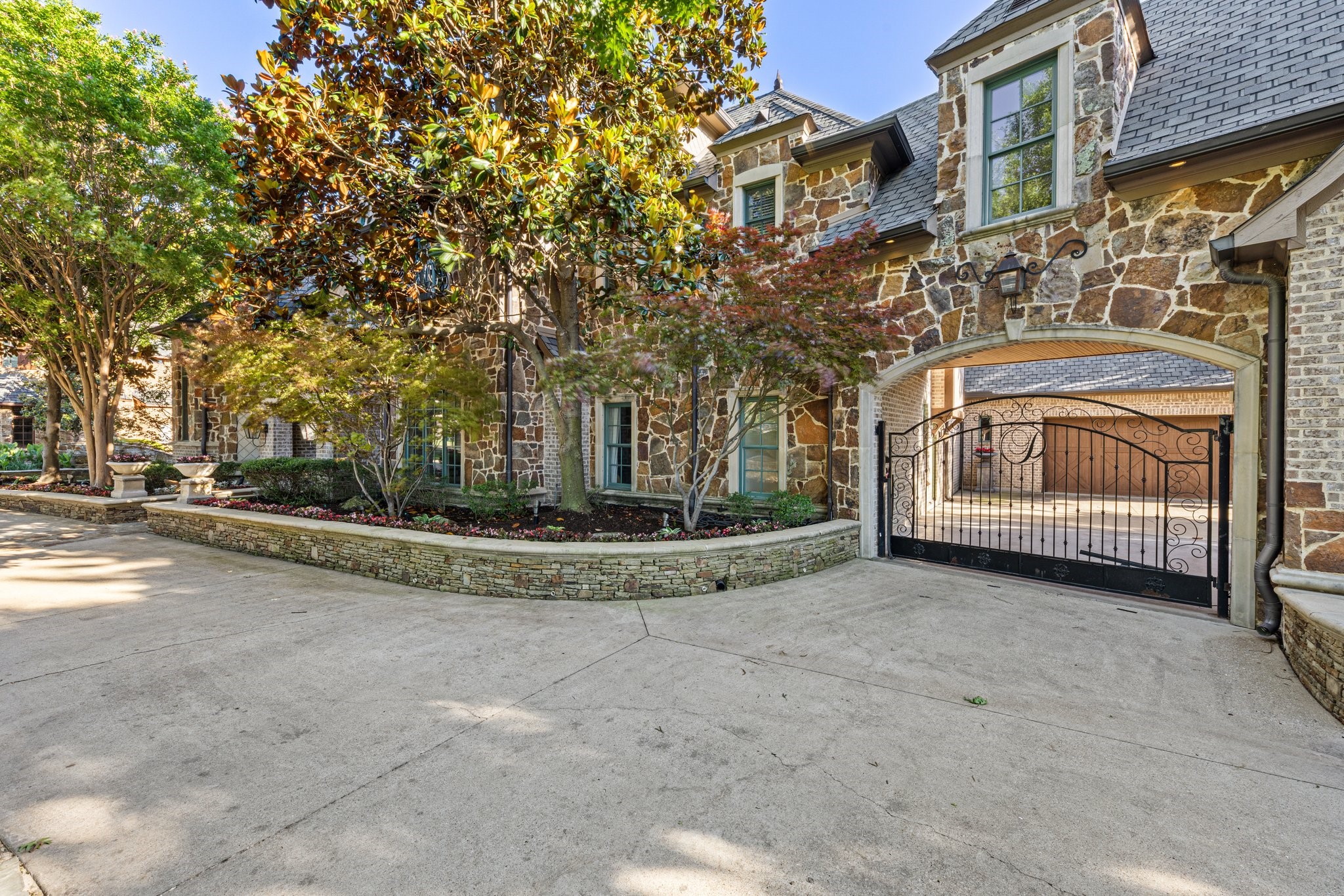 2 Terrabella Lane