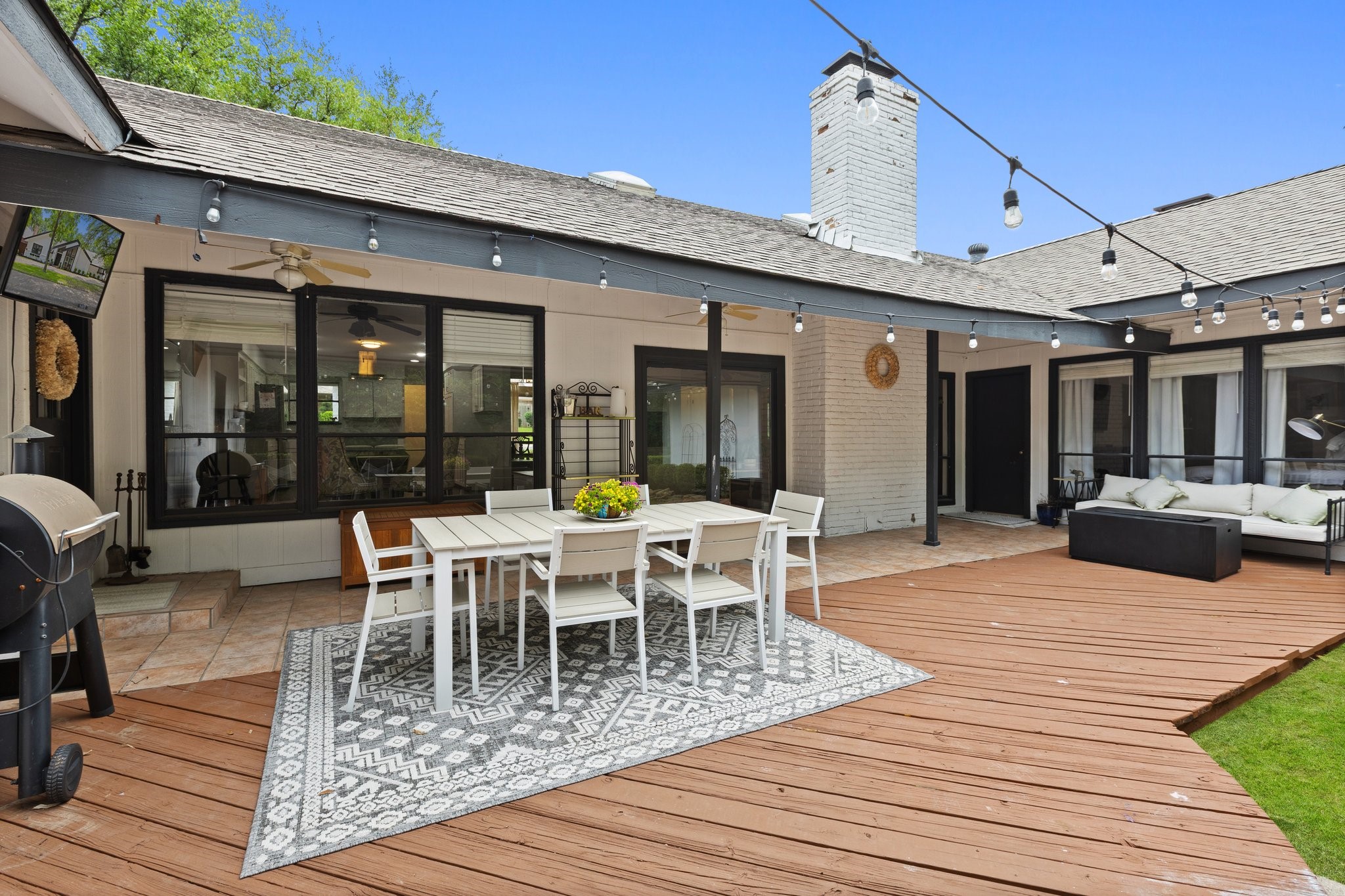 9402 Spring Hollow Drive