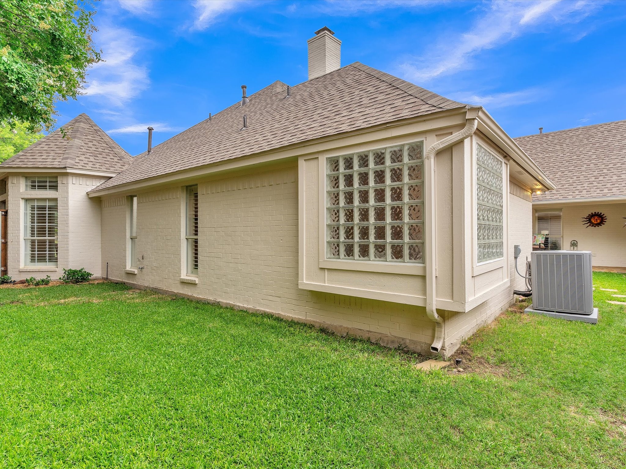 6321 Fershaw Place
