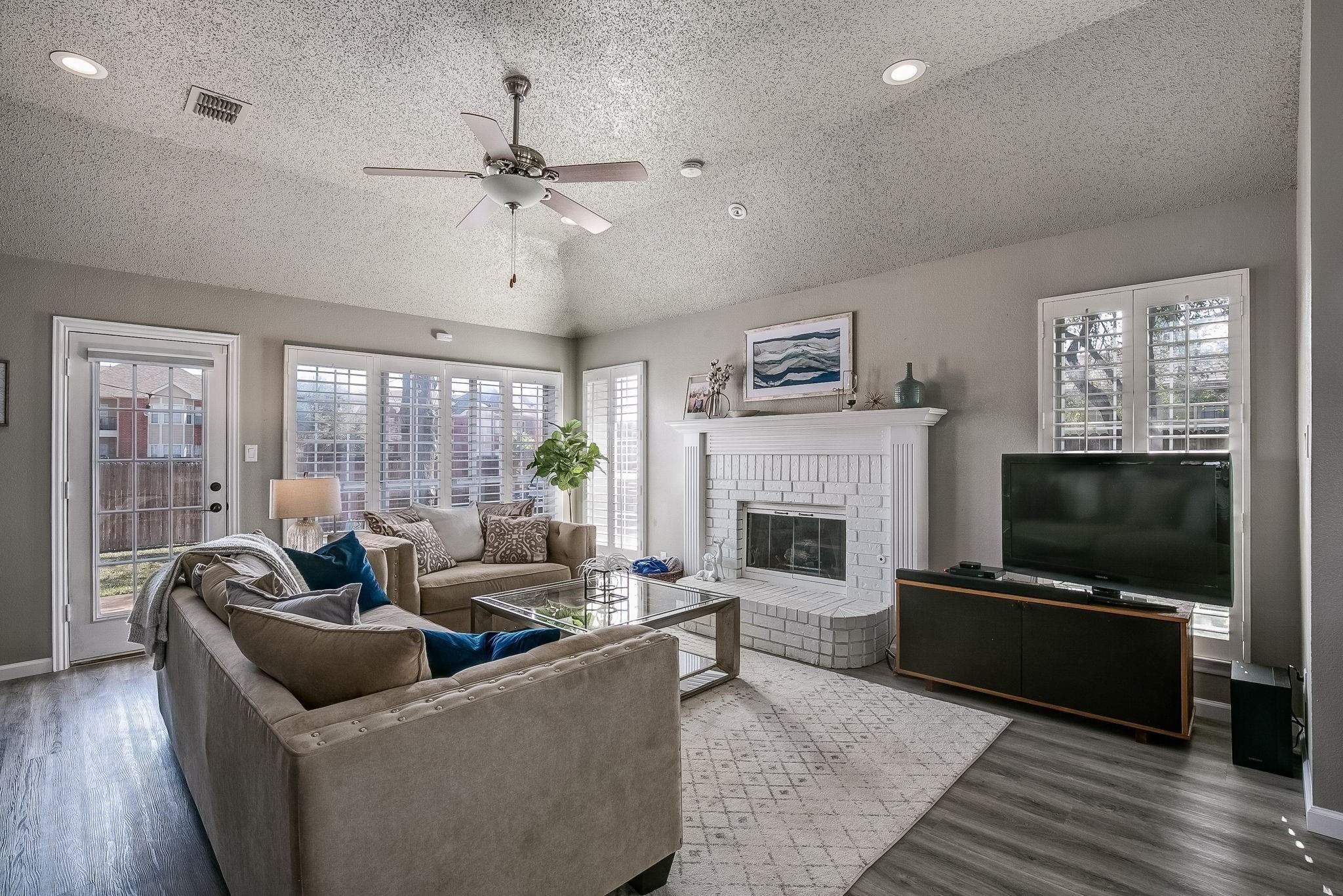 1735 Parkwood Drive