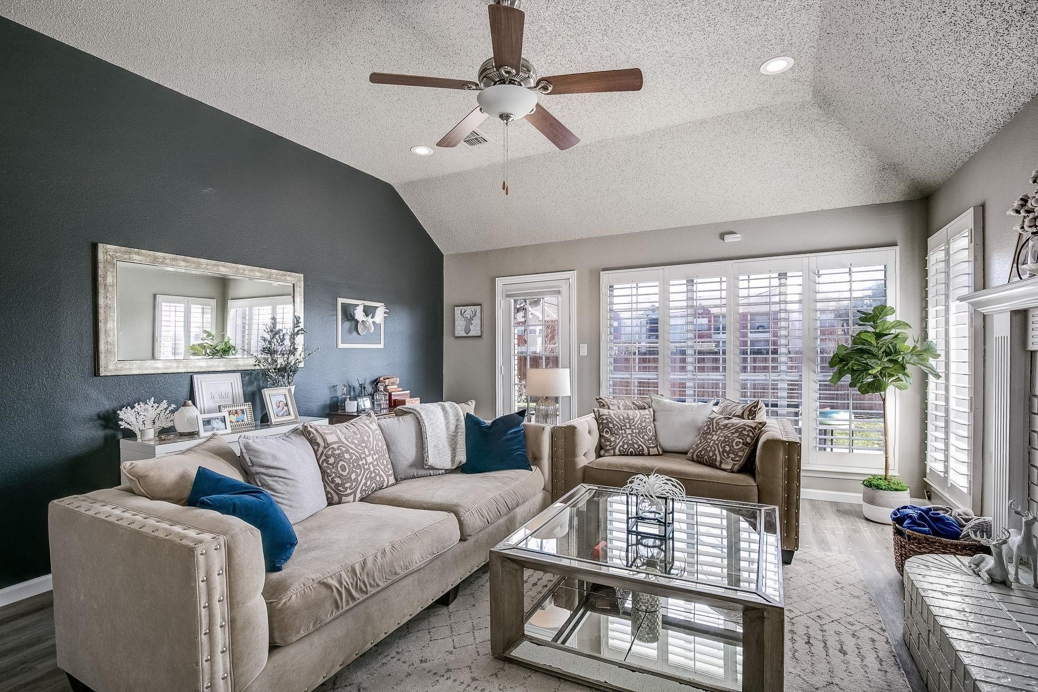 1735 Parkwood Drive
