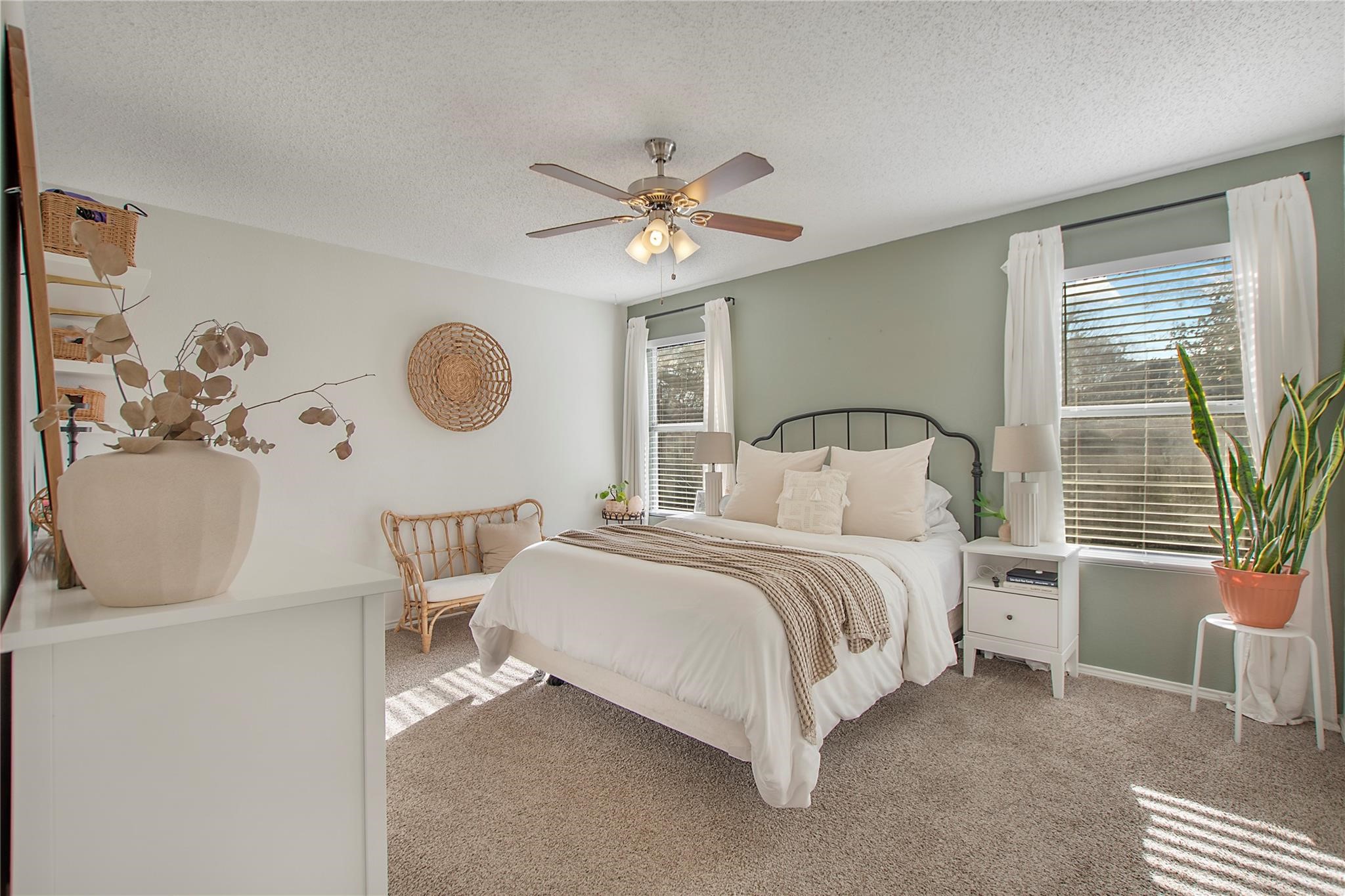 4401 Cedar Crest Drive