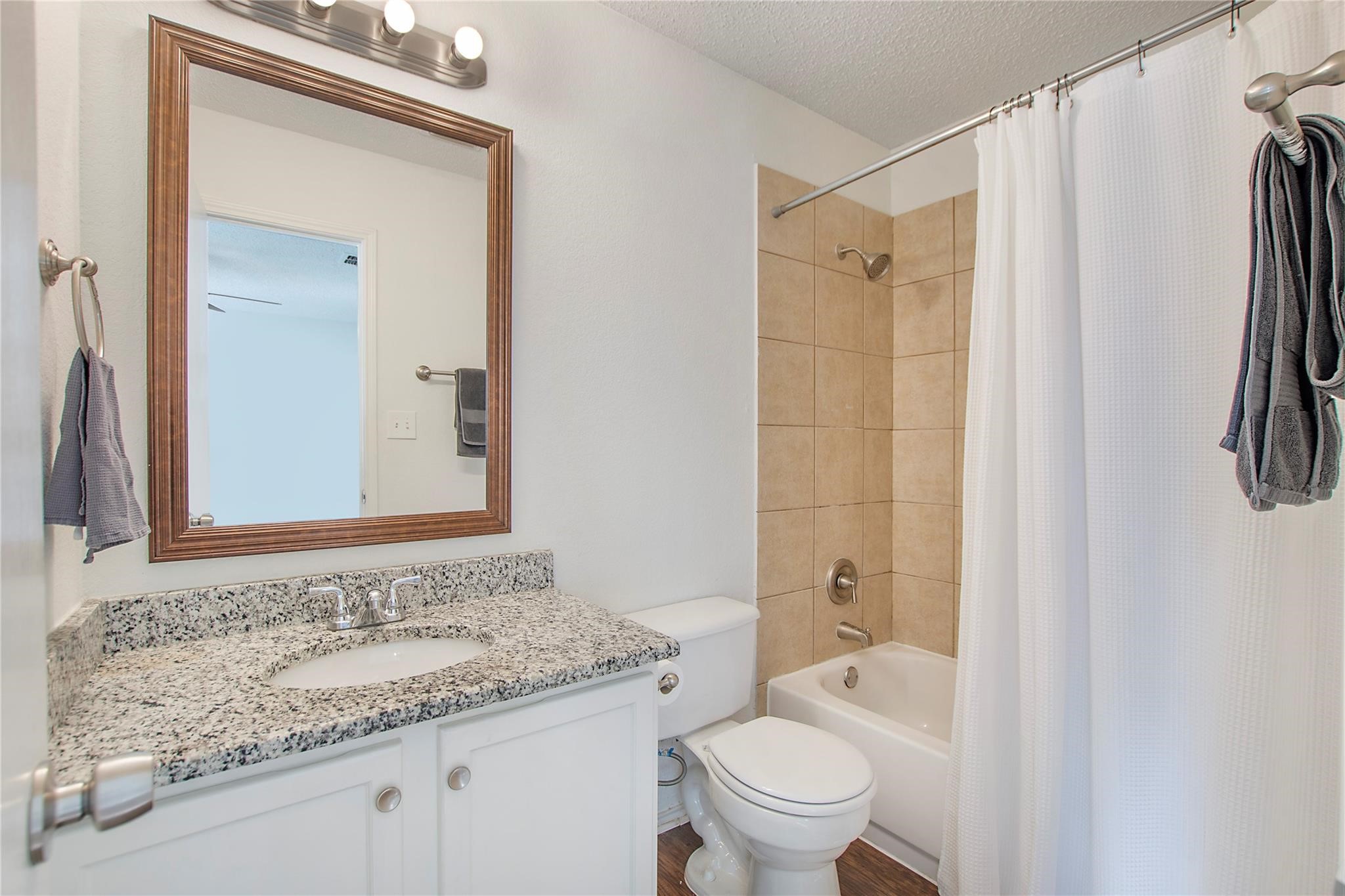 4401 Cedar Crest Drive