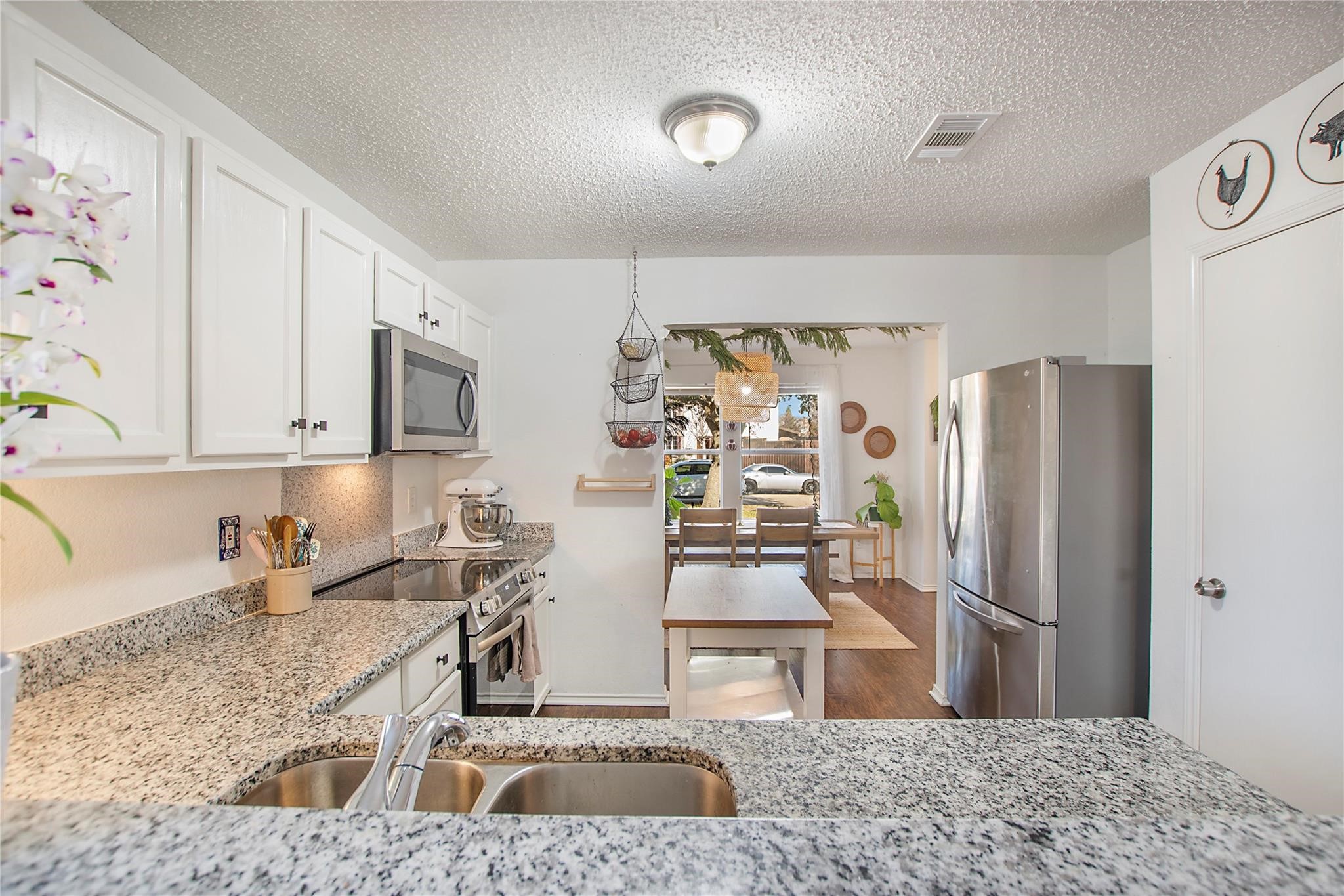4401 Cedar Crest Drive
