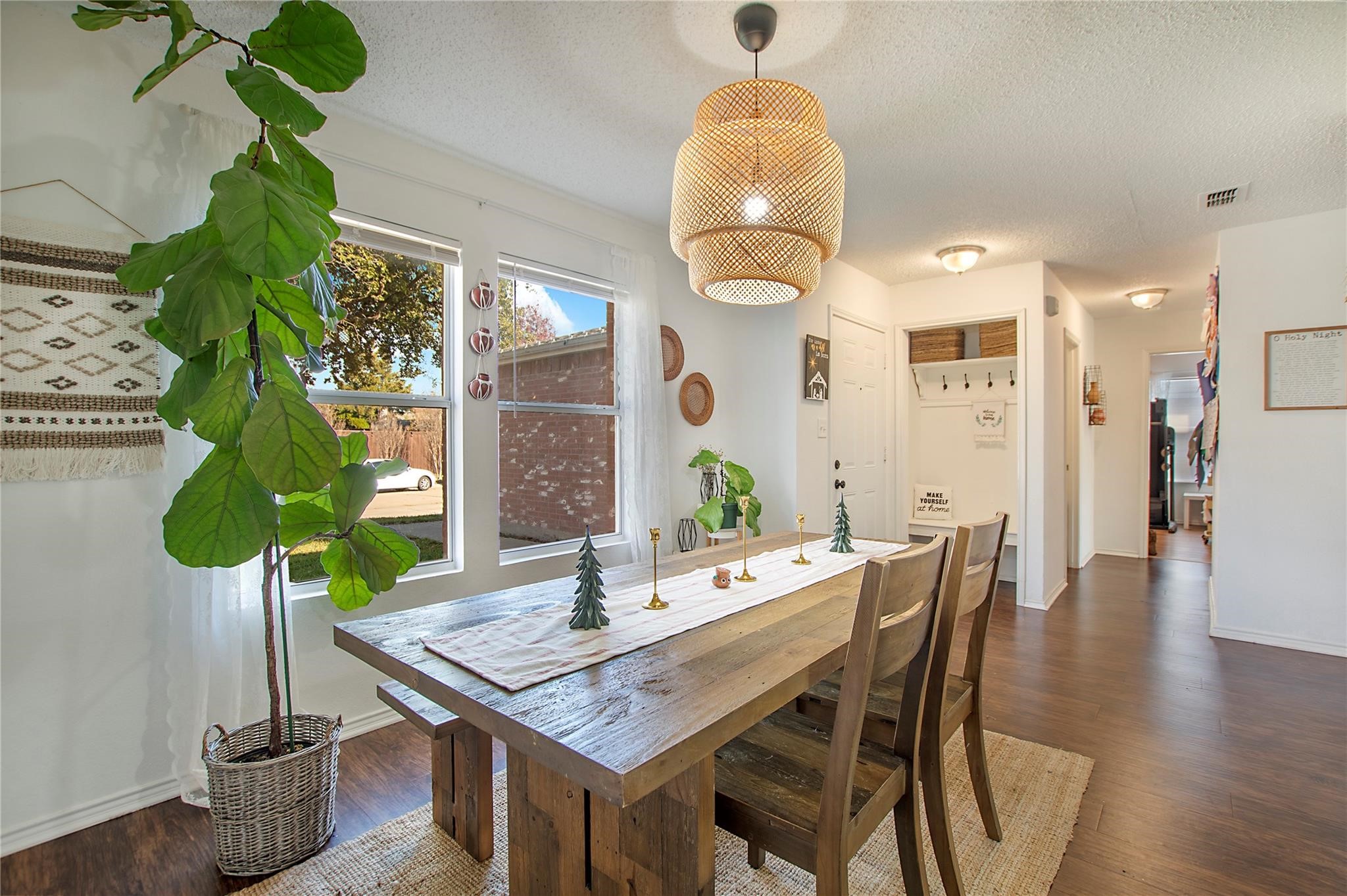 4401 Cedar Crest Drive