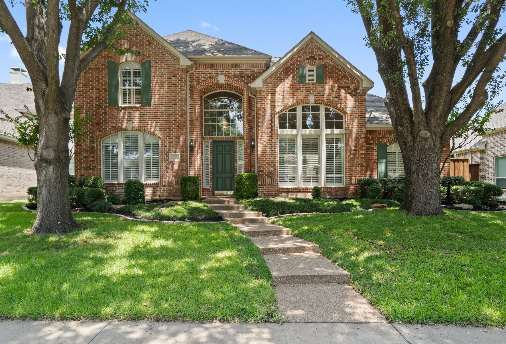 6321 Courtland Drive