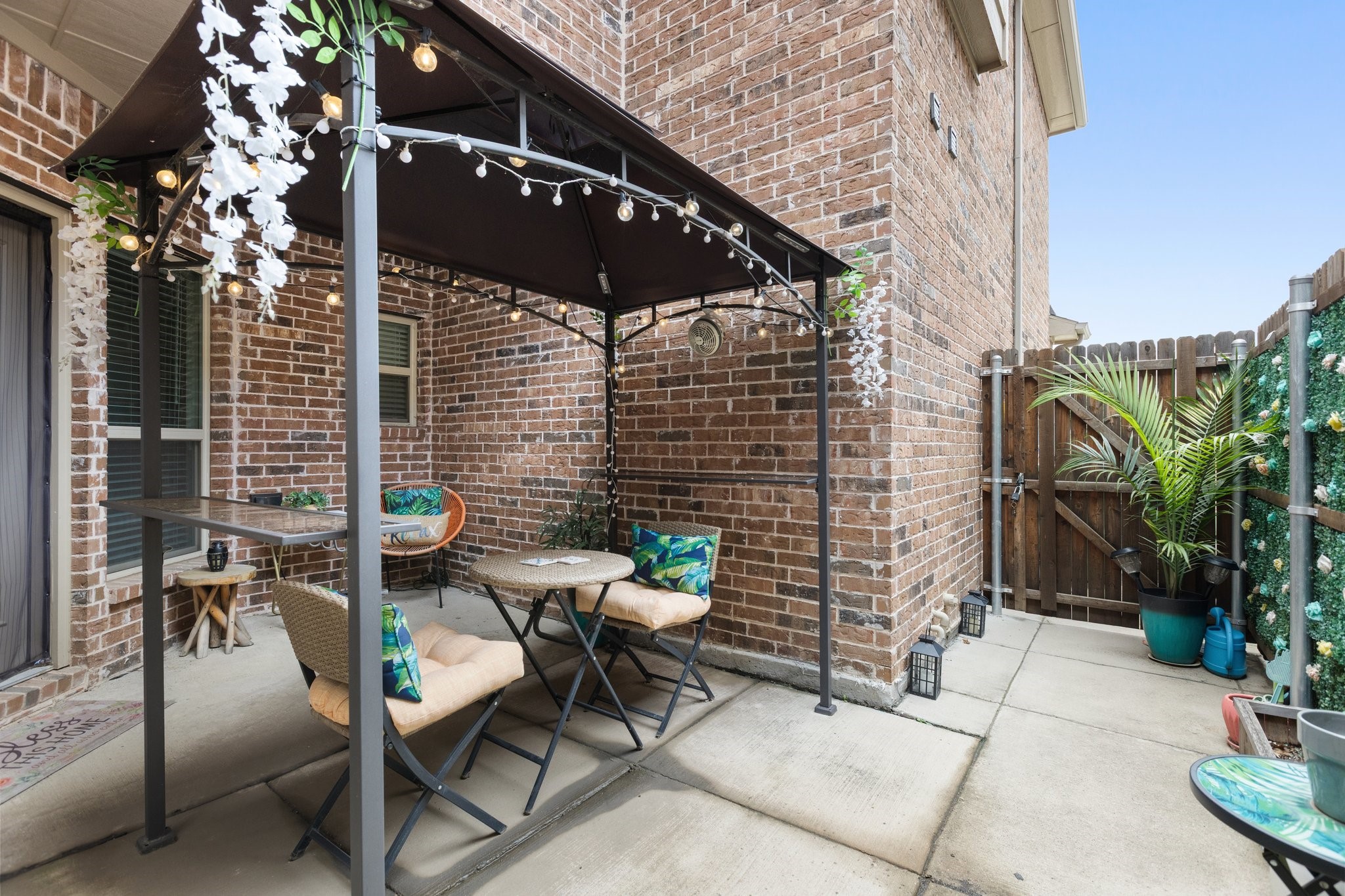 1521 Joy Drive