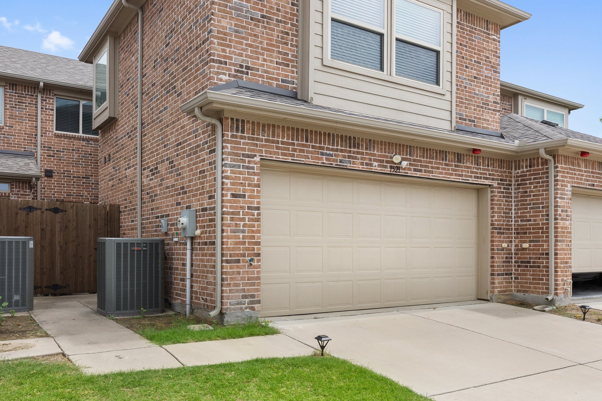 1521 Joy Drive