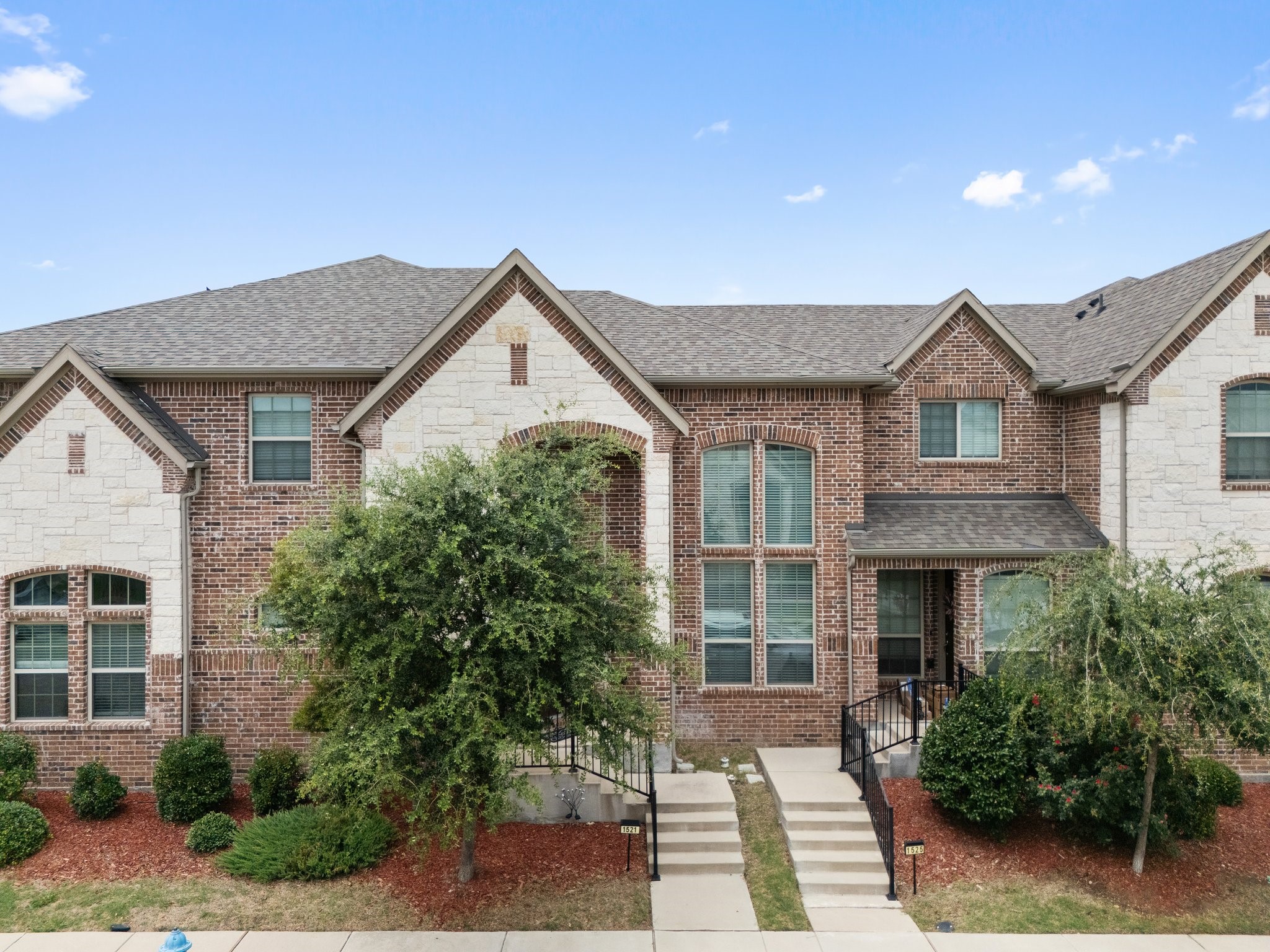 1521 Joy Drive